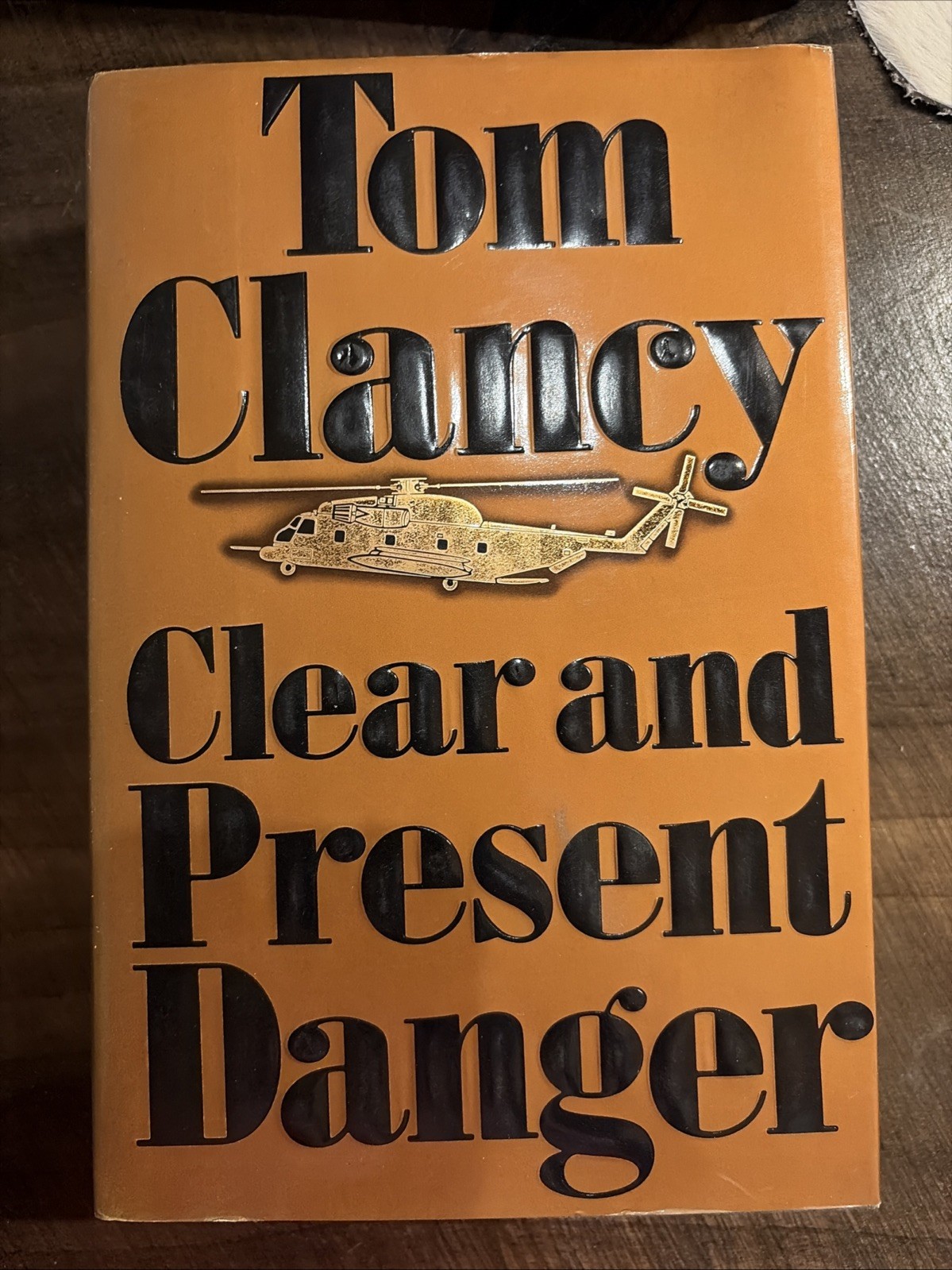 Vintage HCDJ-1st Ed 1989-Clear and Present Danger-Tom Clancy