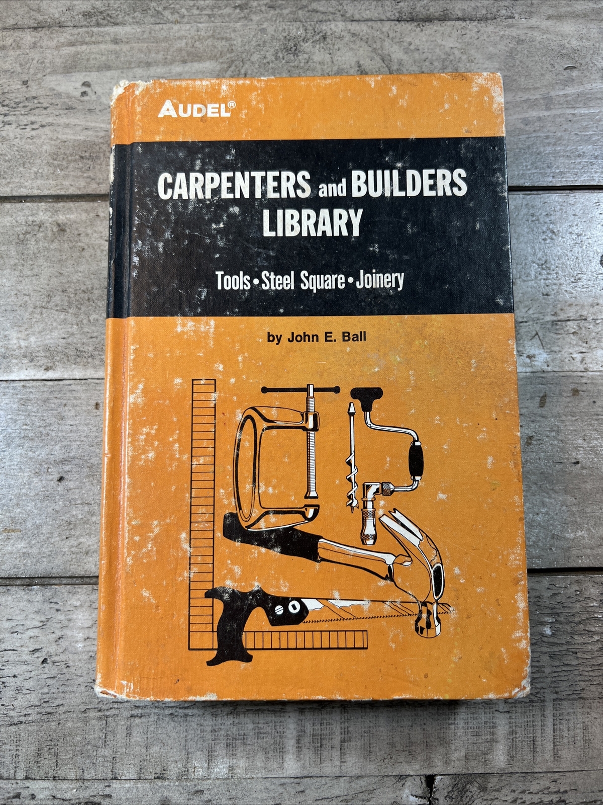 1977 Vintage Illustrated Woodworking Guide „Carpenters and Builders Library“