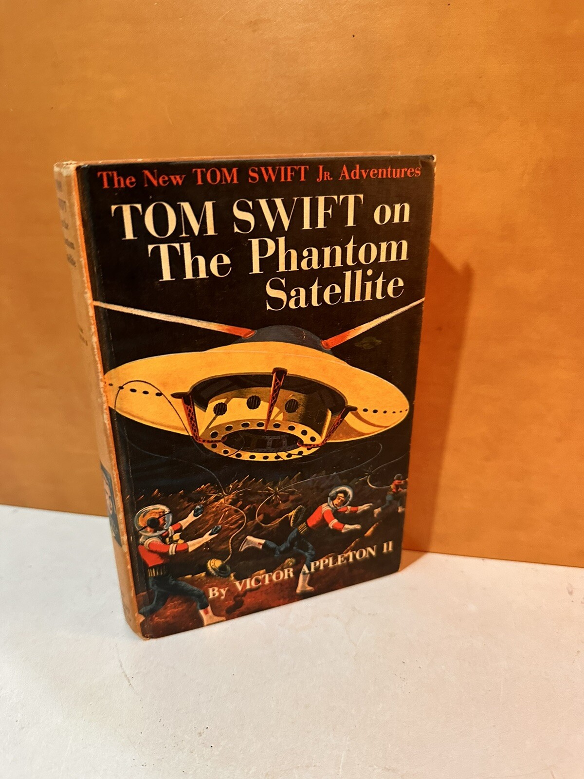 Vintage TOM SWIFT JR ON THE PHANTOM SATELLITE Victor Appleton II Hardcover 1956