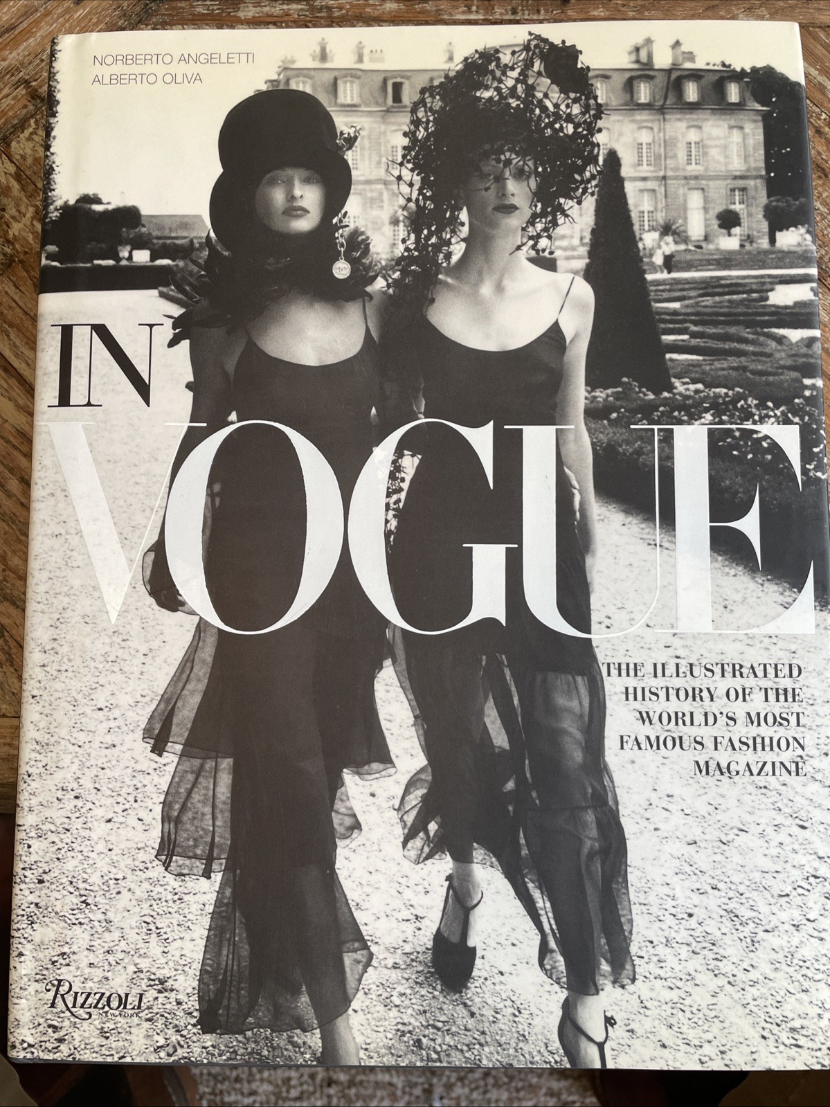 In Vogue The Illustrated History World’s Most Famous Fashion Magazine Rizzoli HC