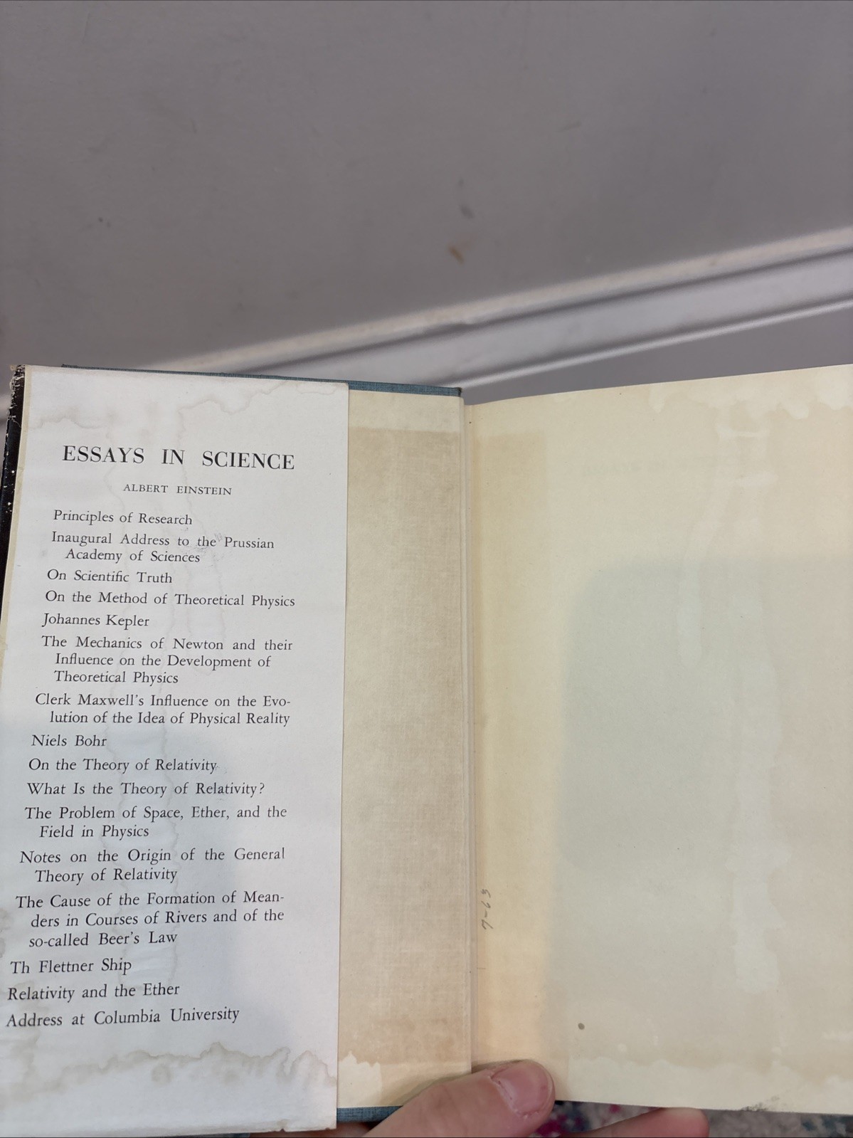 Albert Einstein – Essays In Science Philosophical Library 1934 Hardcover Book