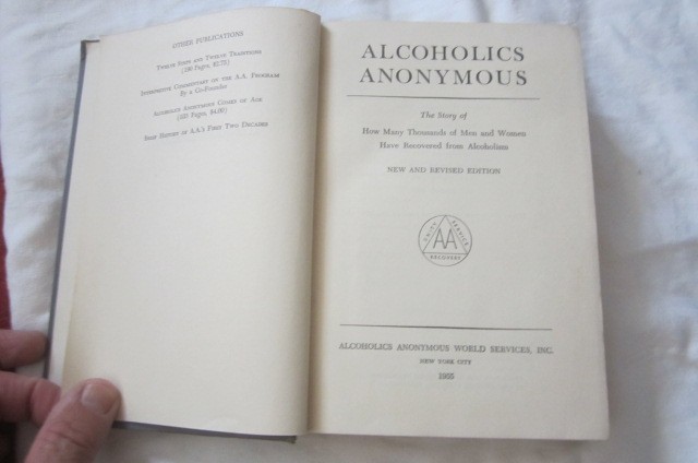 Vintage Book – Alcoholics Anonymous Second Edition (1955) Sixth Printing (1963)