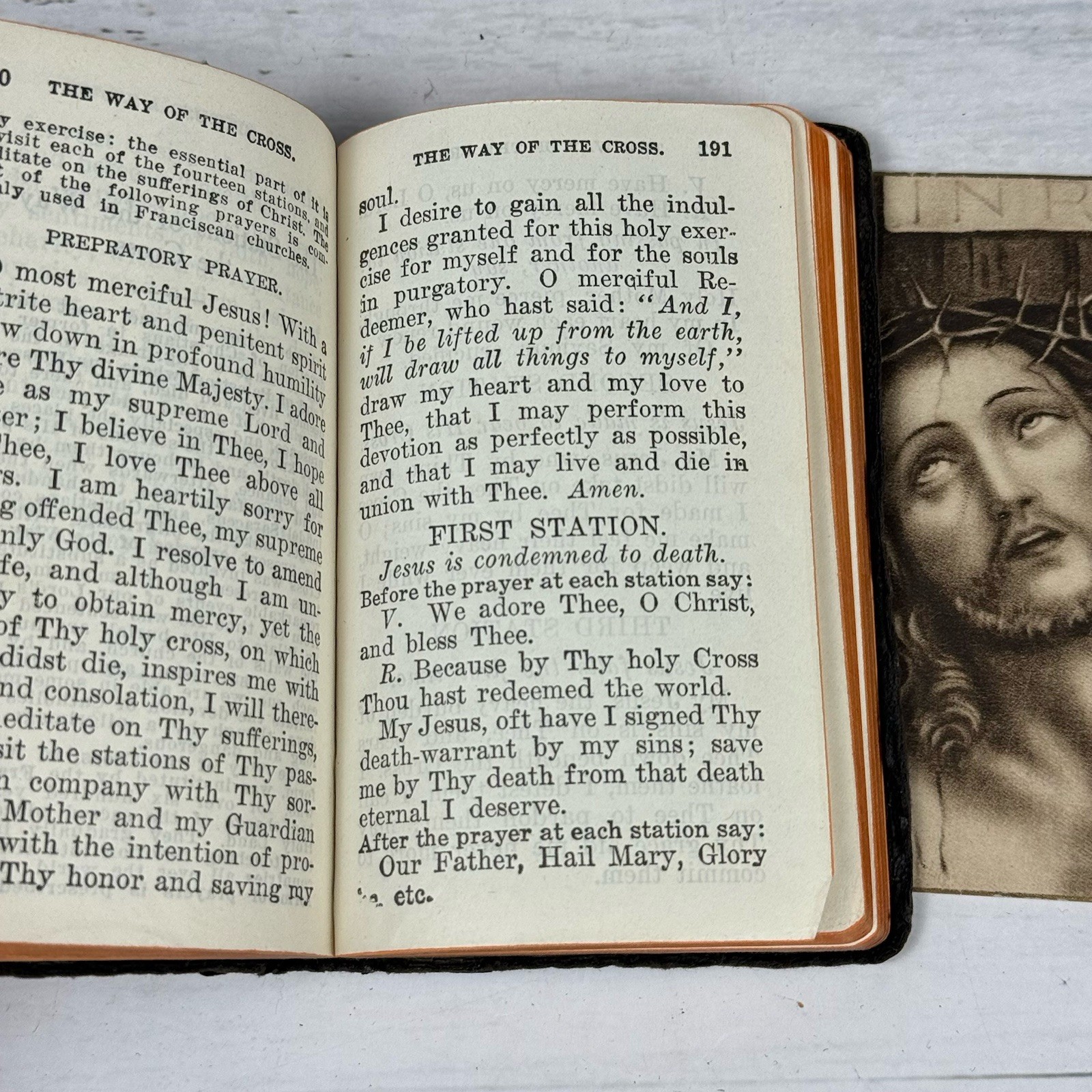 Rare Catholic’s Pocket Manual Embossed Cover 1939 Catholic Book Pub. Gold Edges