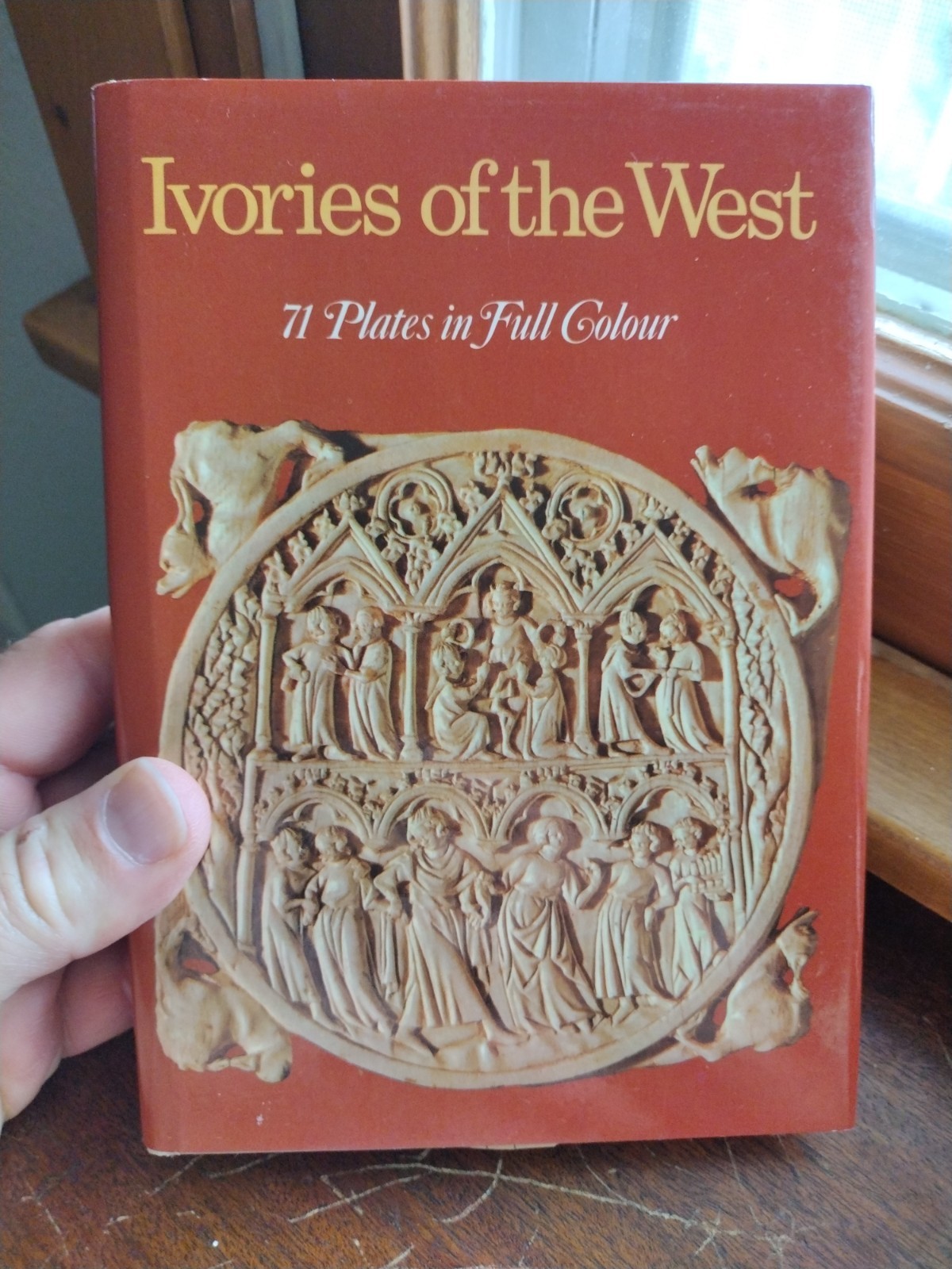 Ivories Of The West 71 Plates Full Colour 1970 Hamlyn Publishing Massimo Carra