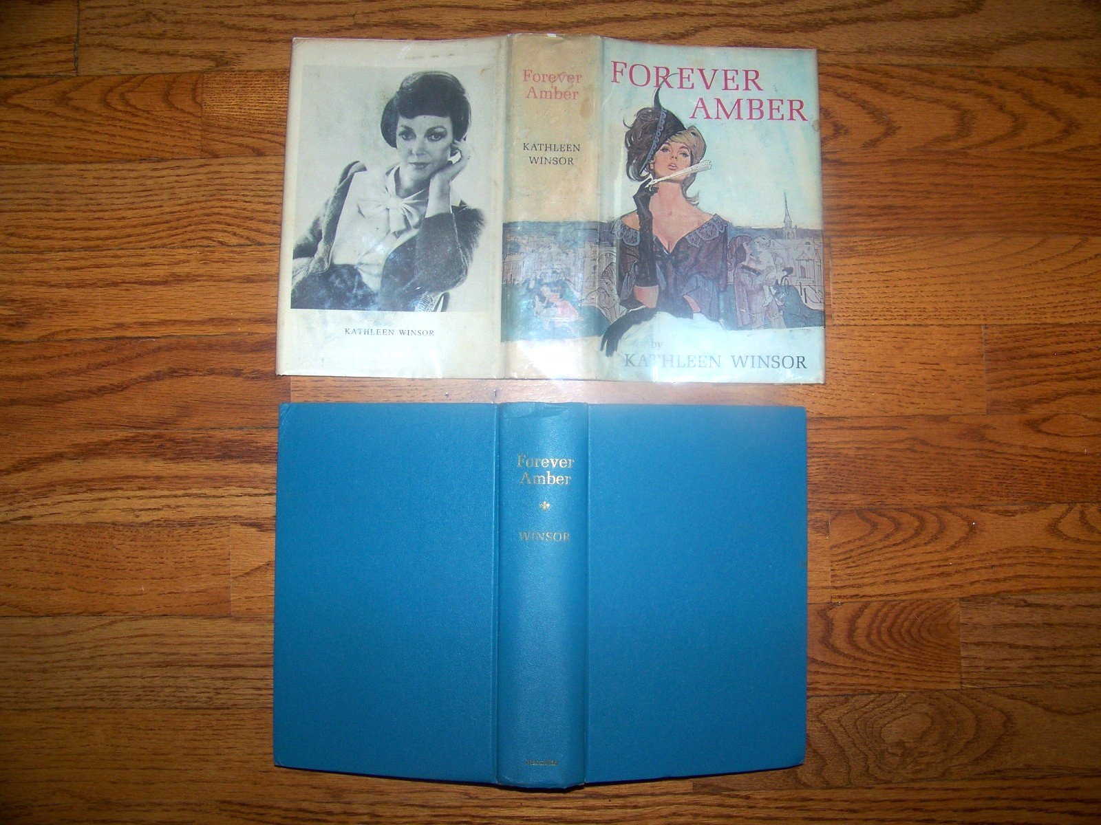 Forever Amber Kathleen Winsor 1944 Hardcover Vintage Fiction – NICE