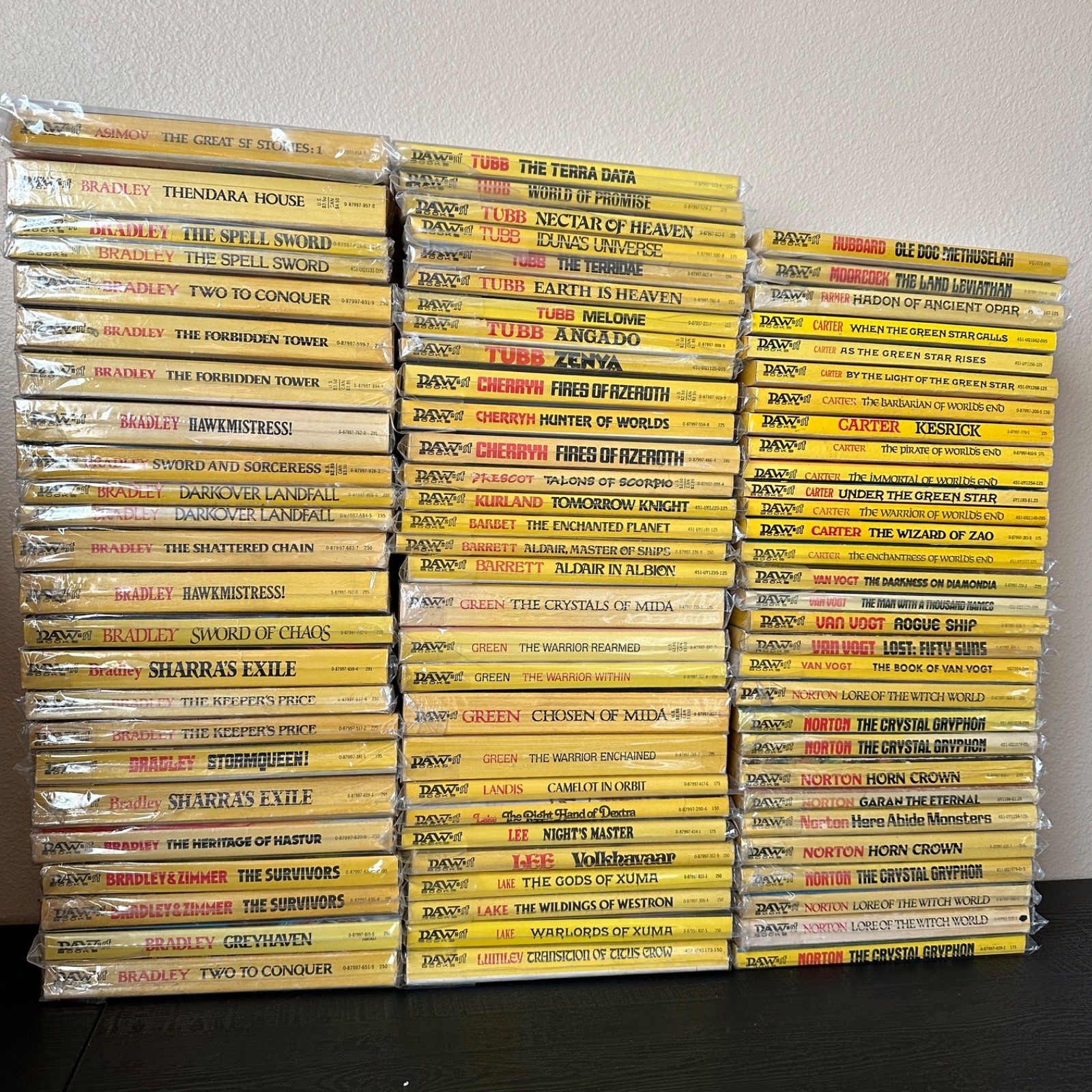 Large Collection of 84 Vintage DAW Science Fiction Books Hubbard Bradley Carter
