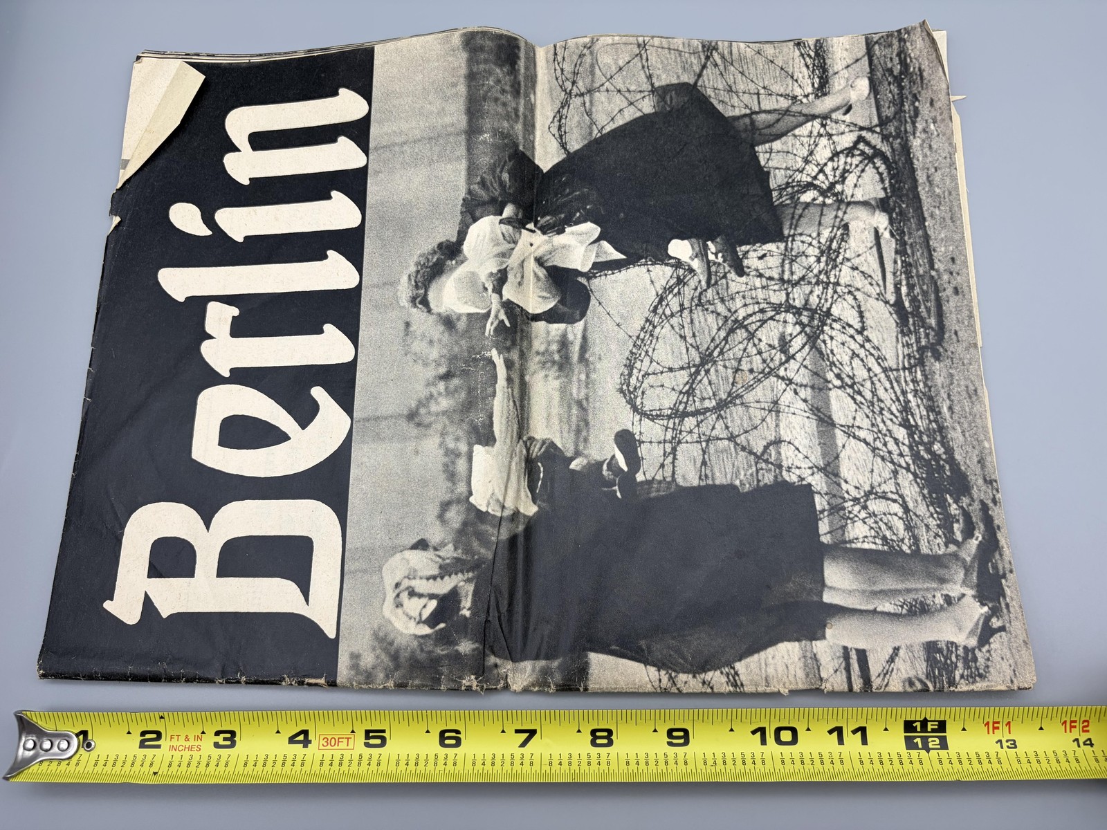 VTG 1961 Berlin Wall Publication Ullstein Germany Illustrated Peter Boenisch HTF
