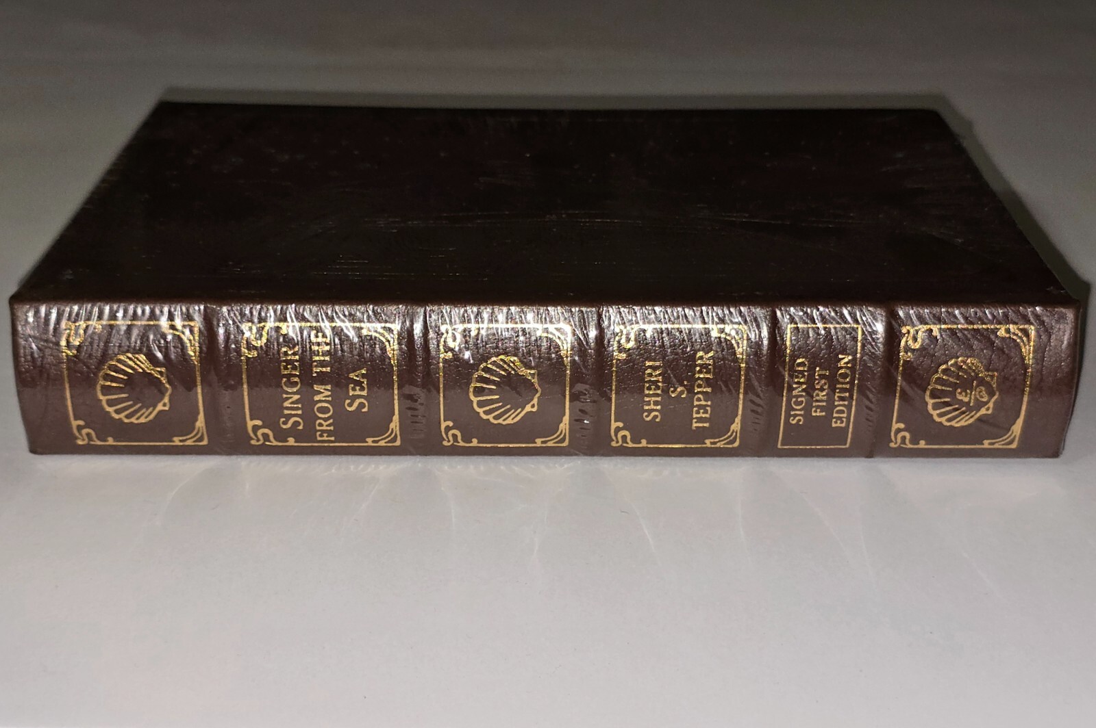 SHERI S TEPPER SIGNED 1ST ED SEALED SINGER FROM THE SEA EASTON PRESS HC FIRST