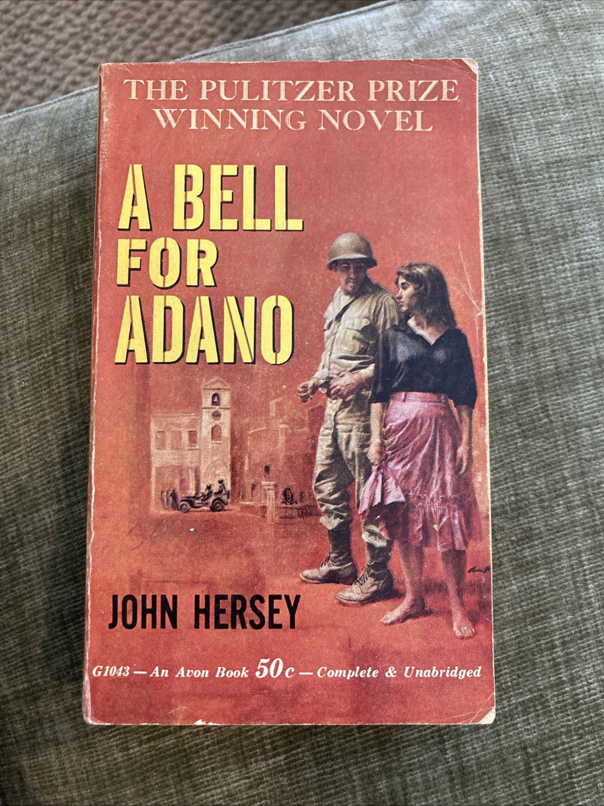 War Vintage Pb, A Bell For Adano by Hersey, Avon G1043, 1965?, G