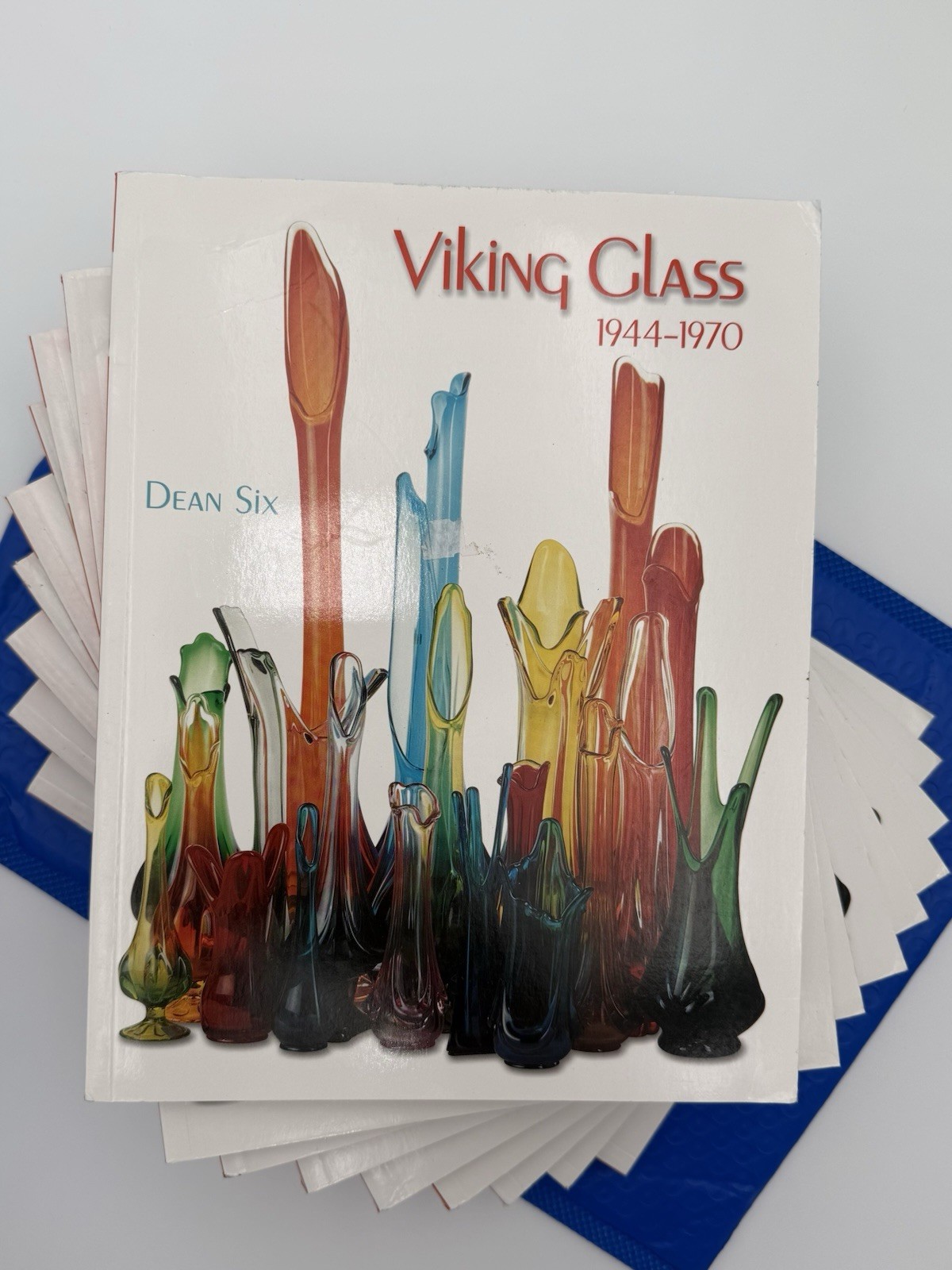Viking Glass: 1944-1970 by Dean Six (English) Paperback Book & Price Guide