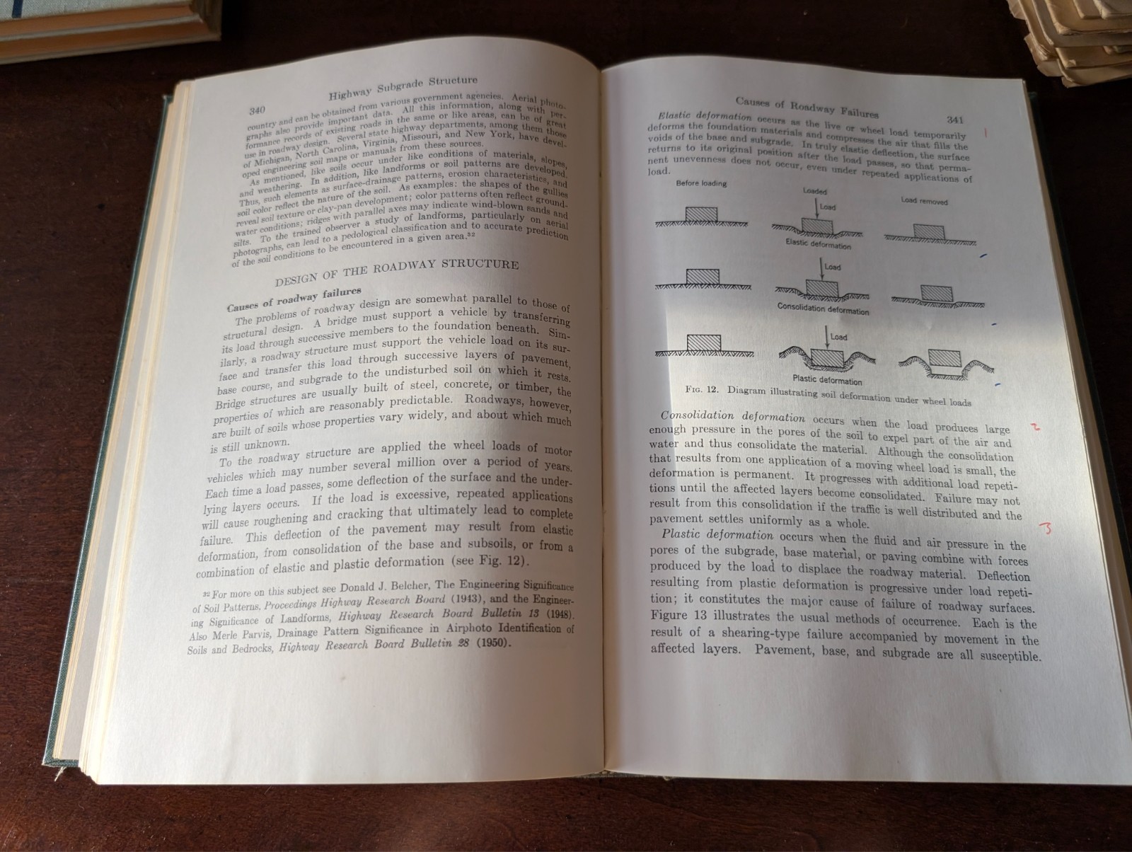 Highway engineering John Wiley & Sons Engineering Book 2nd edition 1956 Hewes
