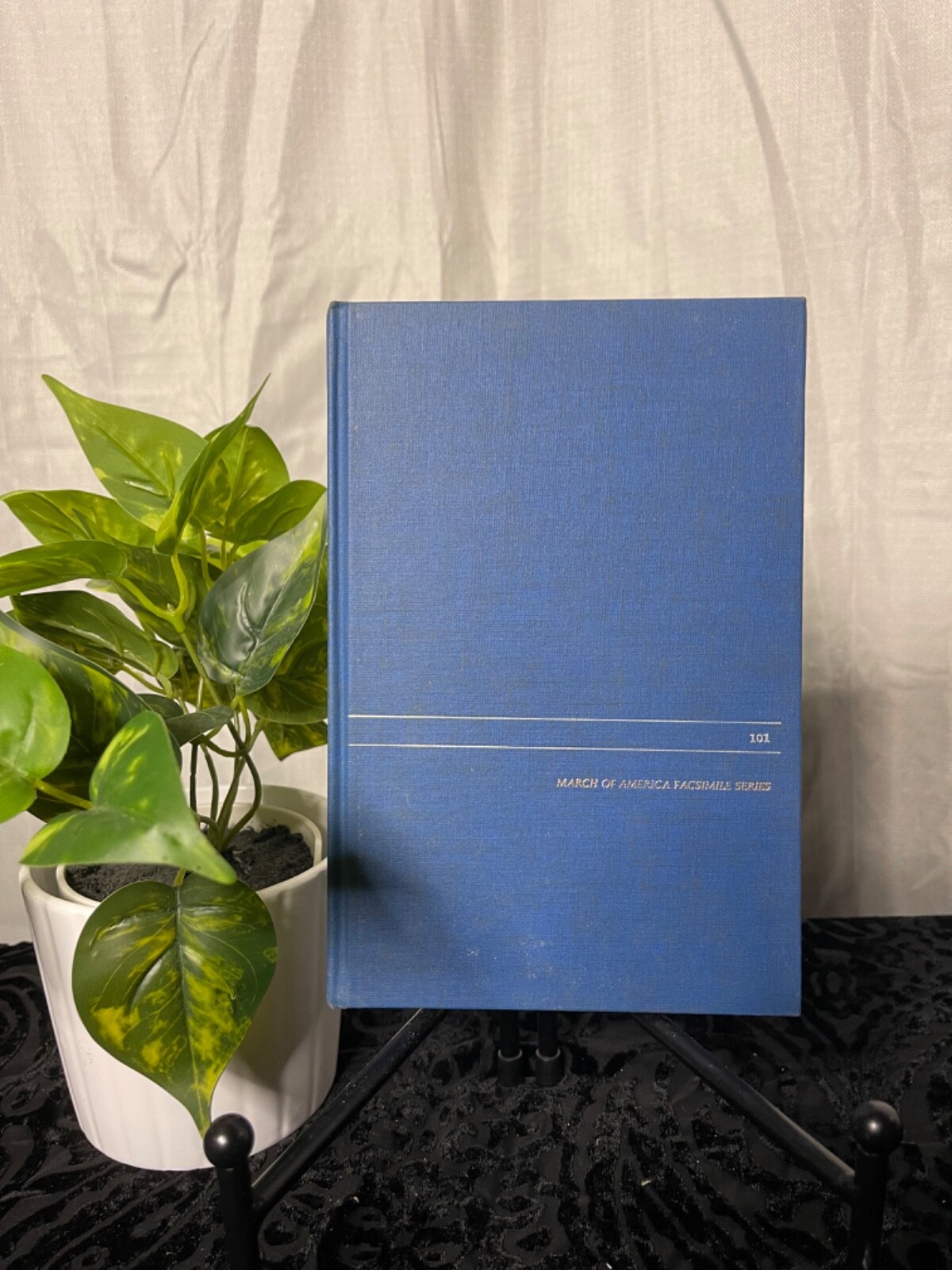 Albert T KLYBERG / Critical Bibliography for The March of America Series