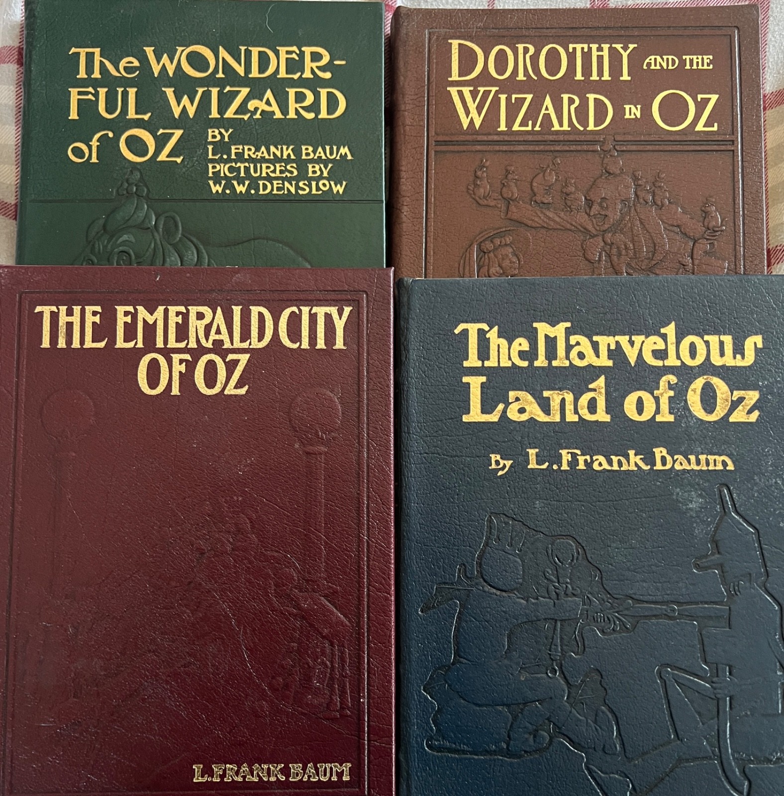 Wizard of Oz by Frank Baum – 4 Volume Set – Near Mint!