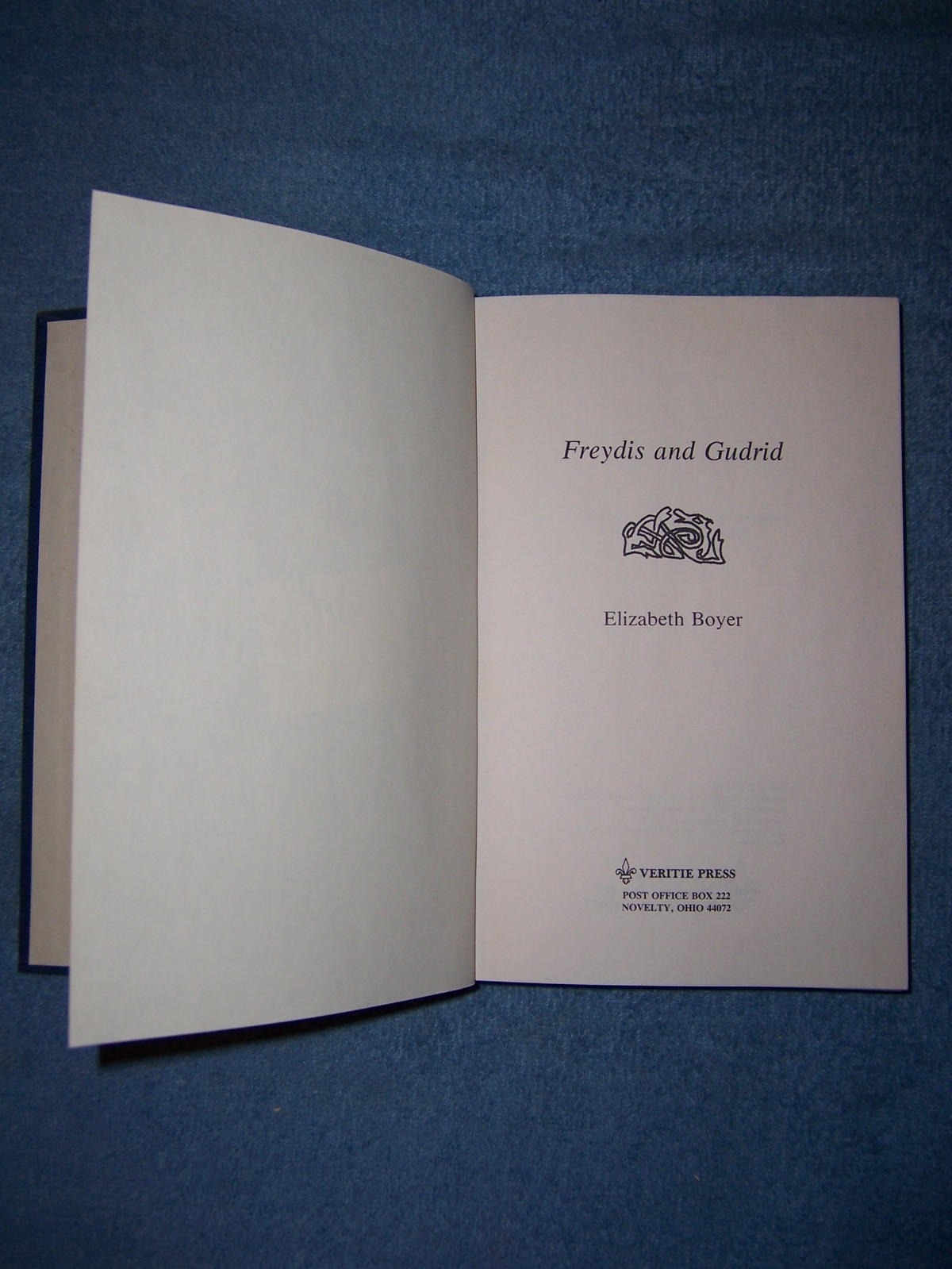FREYDIS AND GUDRID by Elizabeth Boyer/1st Ed/Literature/Fiction/Drama/Signed