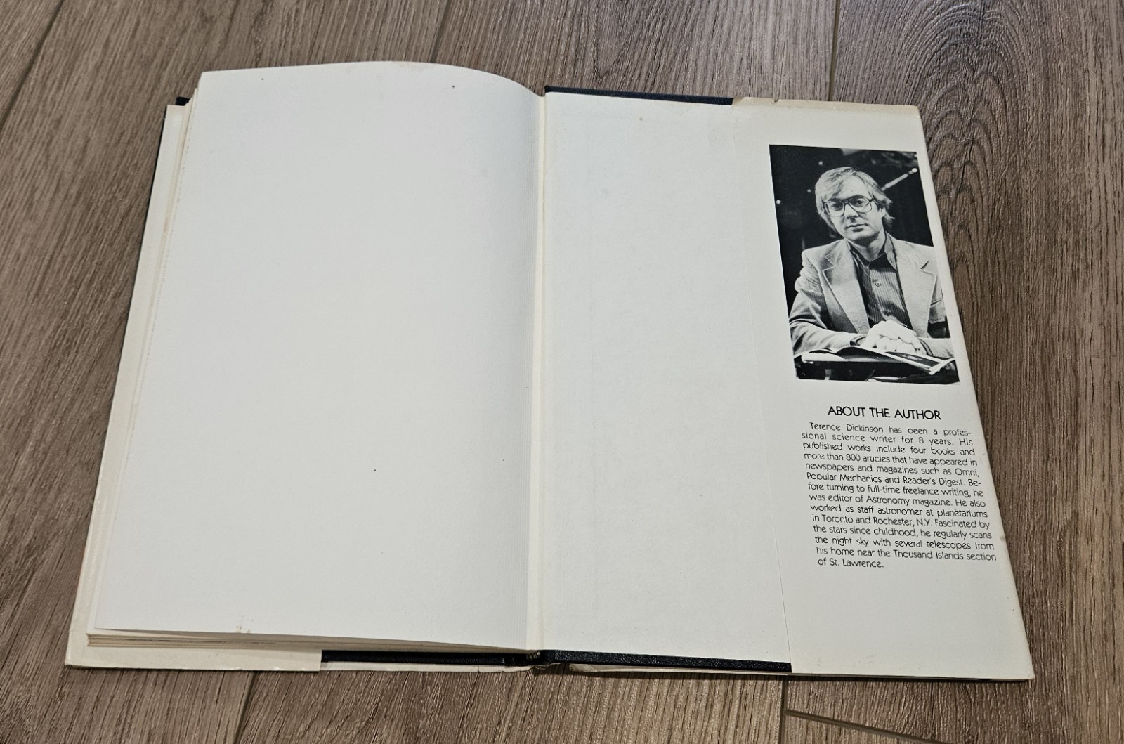 Halley’s Comet A Mysterious Visitor From Outer Space Terence Dickinson 1985 HCDJ