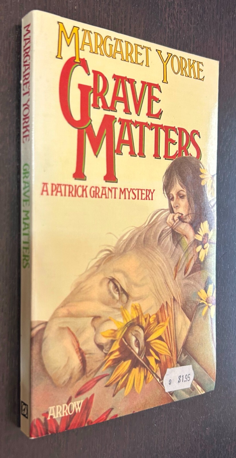 Margaret YORKE — Grave Matters (1976 Arrow UK) — Vintage Mystery Paperback