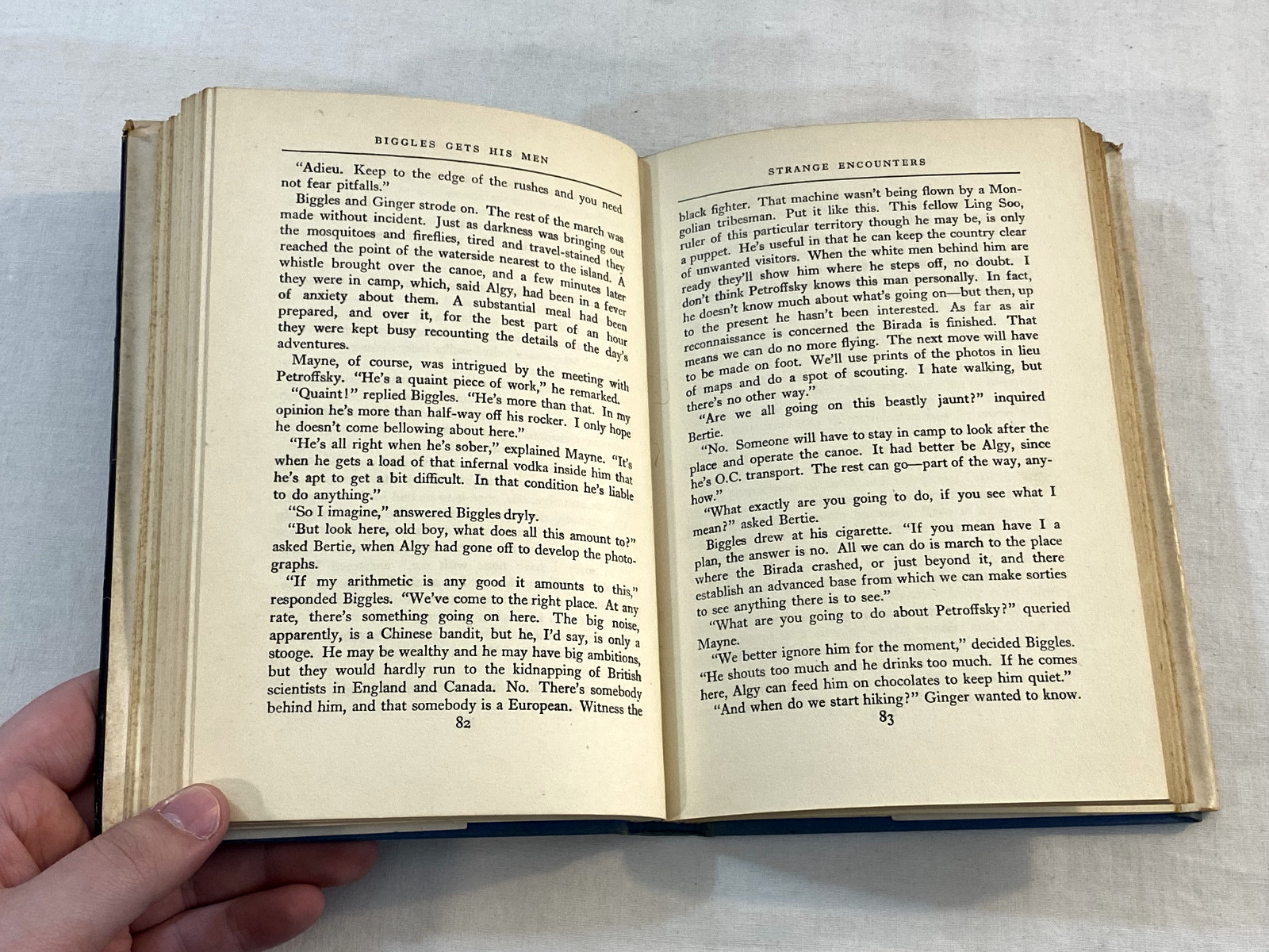 Biggles Gets His Men W.E. Johns 1st Ed. 1950 HCDJ