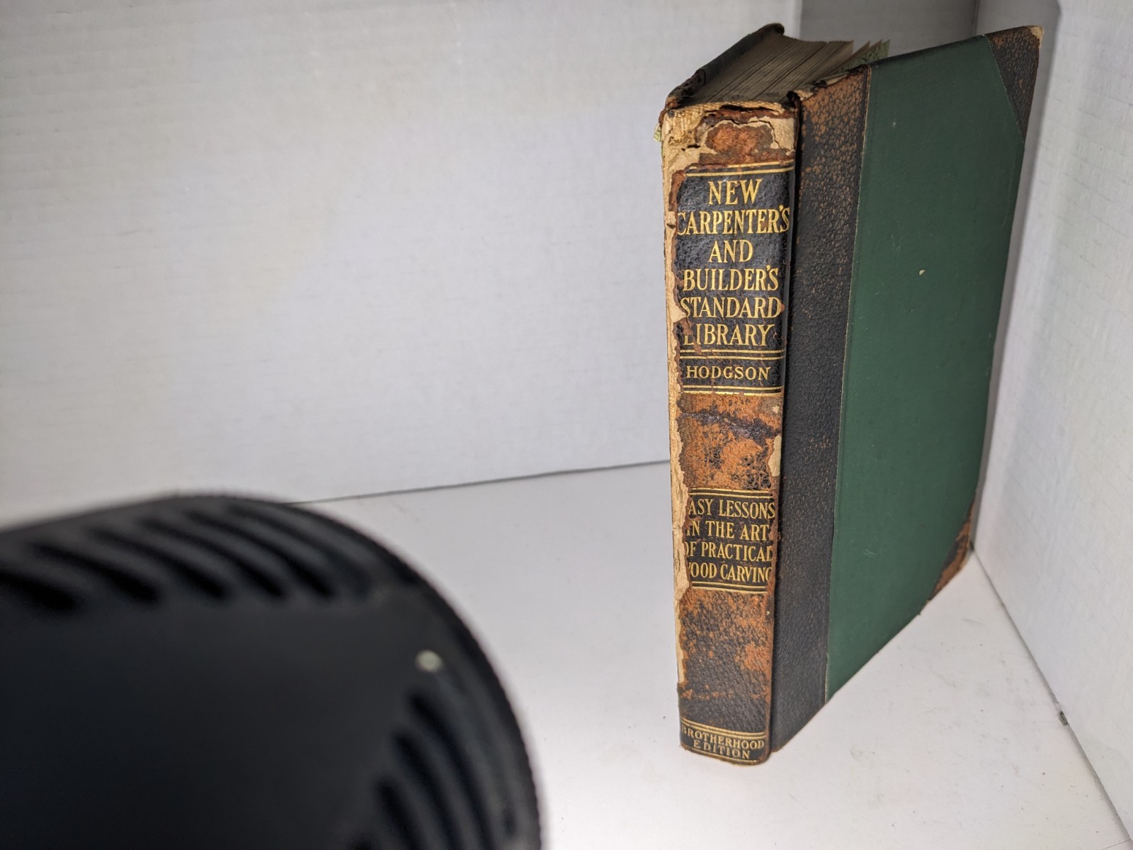 1905 New Carpenter’s and Builder’s Practical Wood Carving Signed Limited 1787/5k