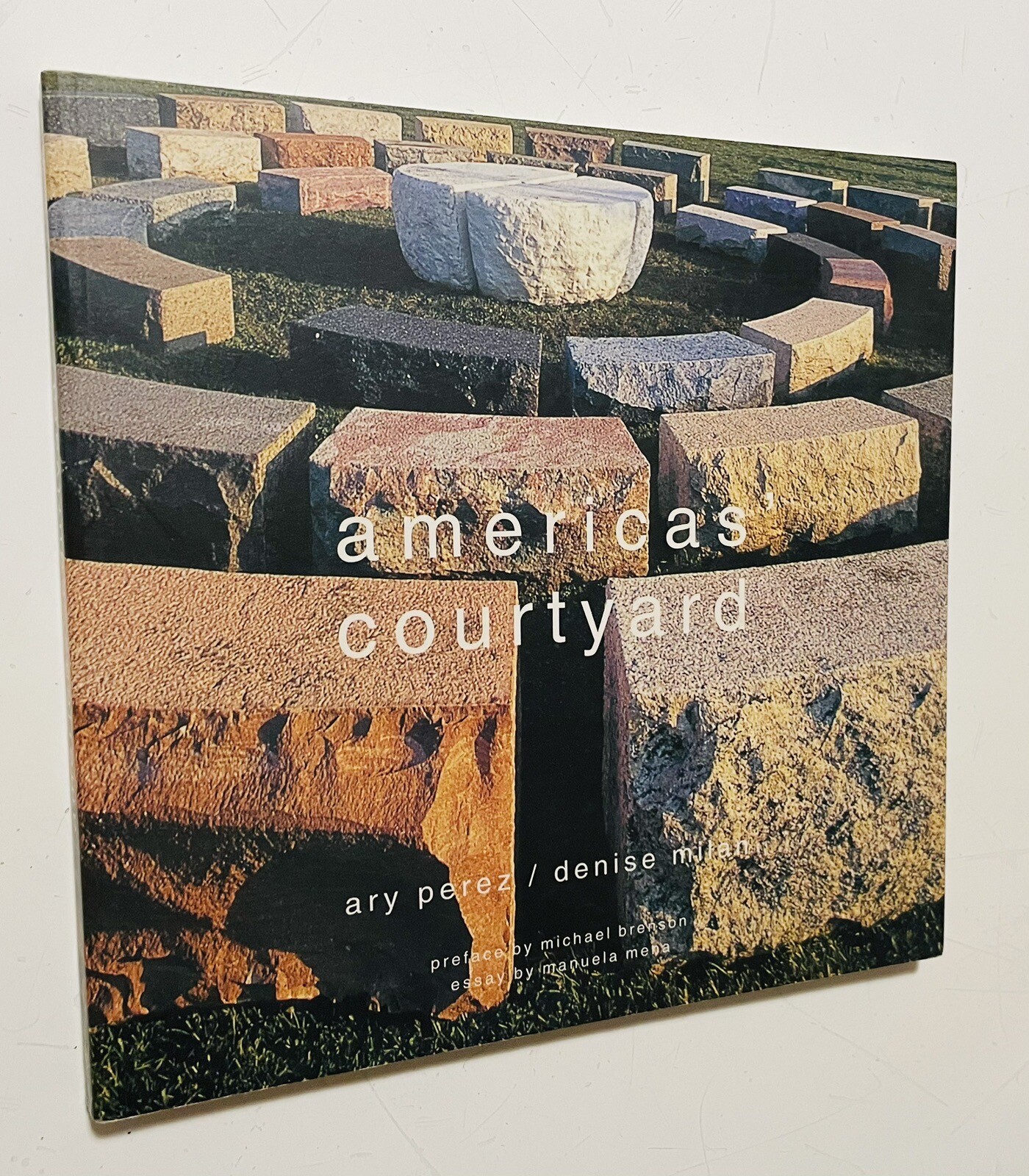 AMERICAS COURTYARD 2001 Chicago Public Art Sculpture – Ary Perez & Denise Milan