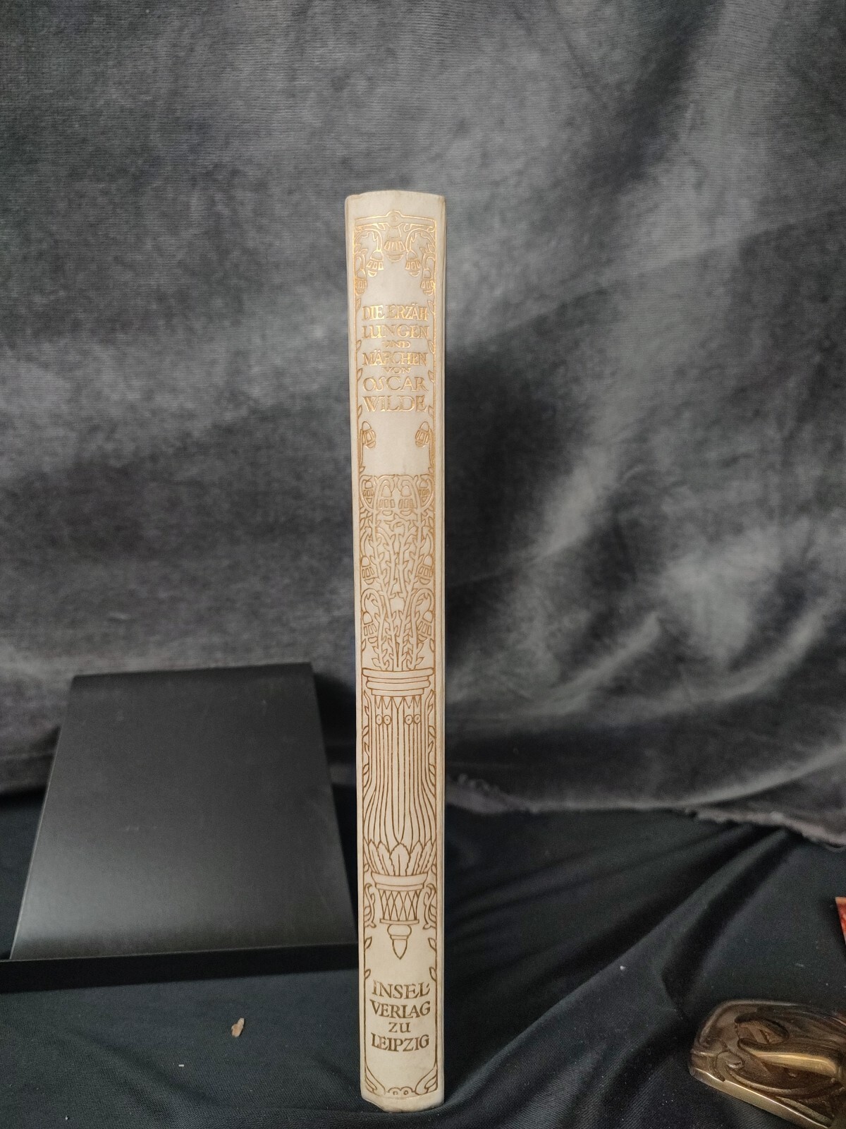 Book Art, Half Parchment. Oskar Wilde fairy tale island publisher 1925, H. Vogeler