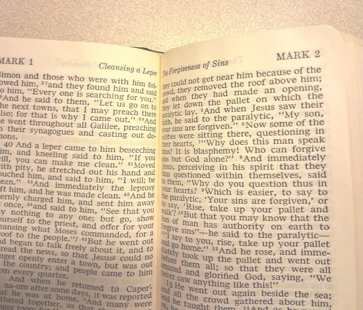 1946 RSV New Testament Nelson Publishing/Pocket Size Church Dedication In Front