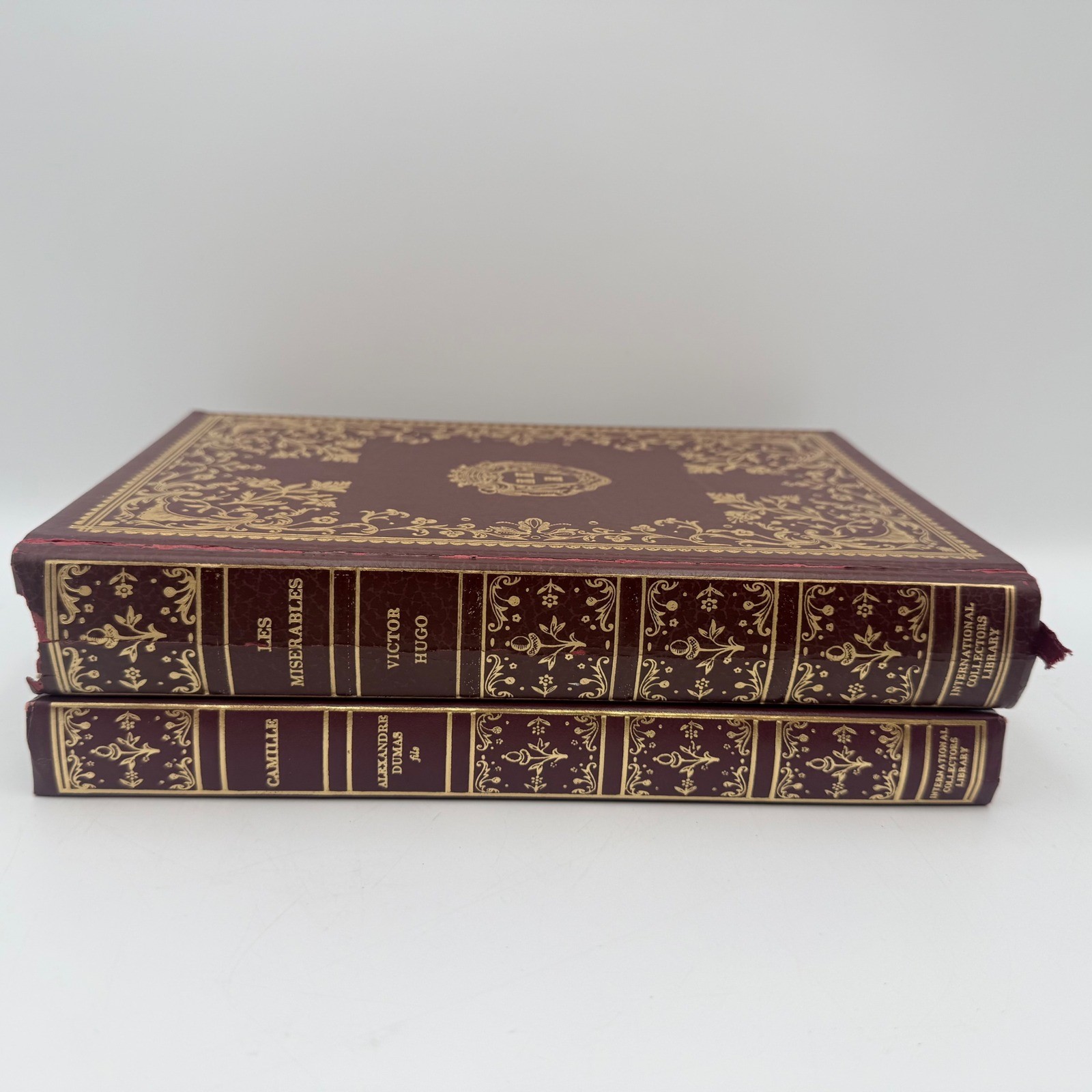 International Collectors Library Les Miserables Camille Victor Hugo Dumas 2 Book