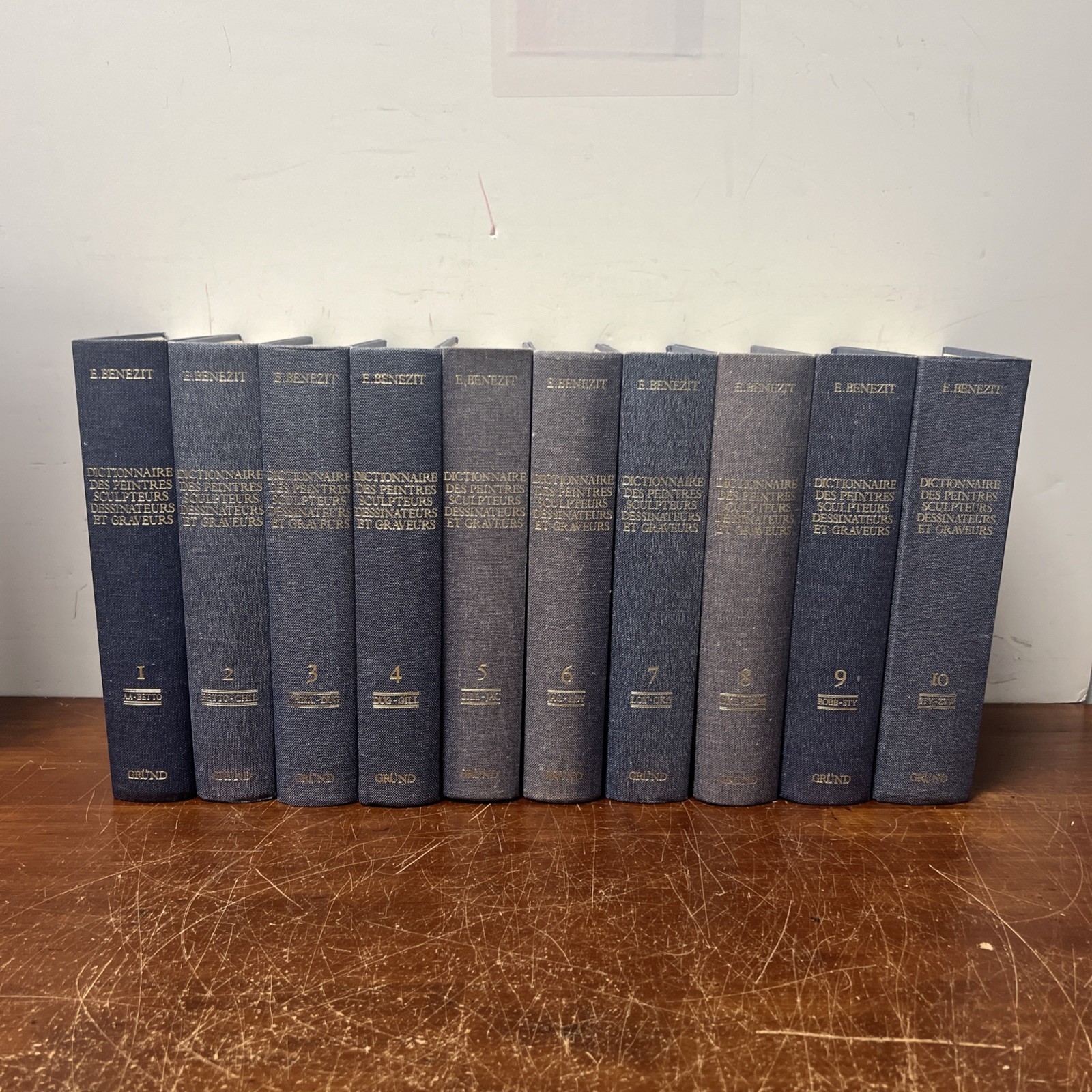 E. Benezit 10 Volume HC Set Dictionary Painters Sculptors etc 1976 France Grund