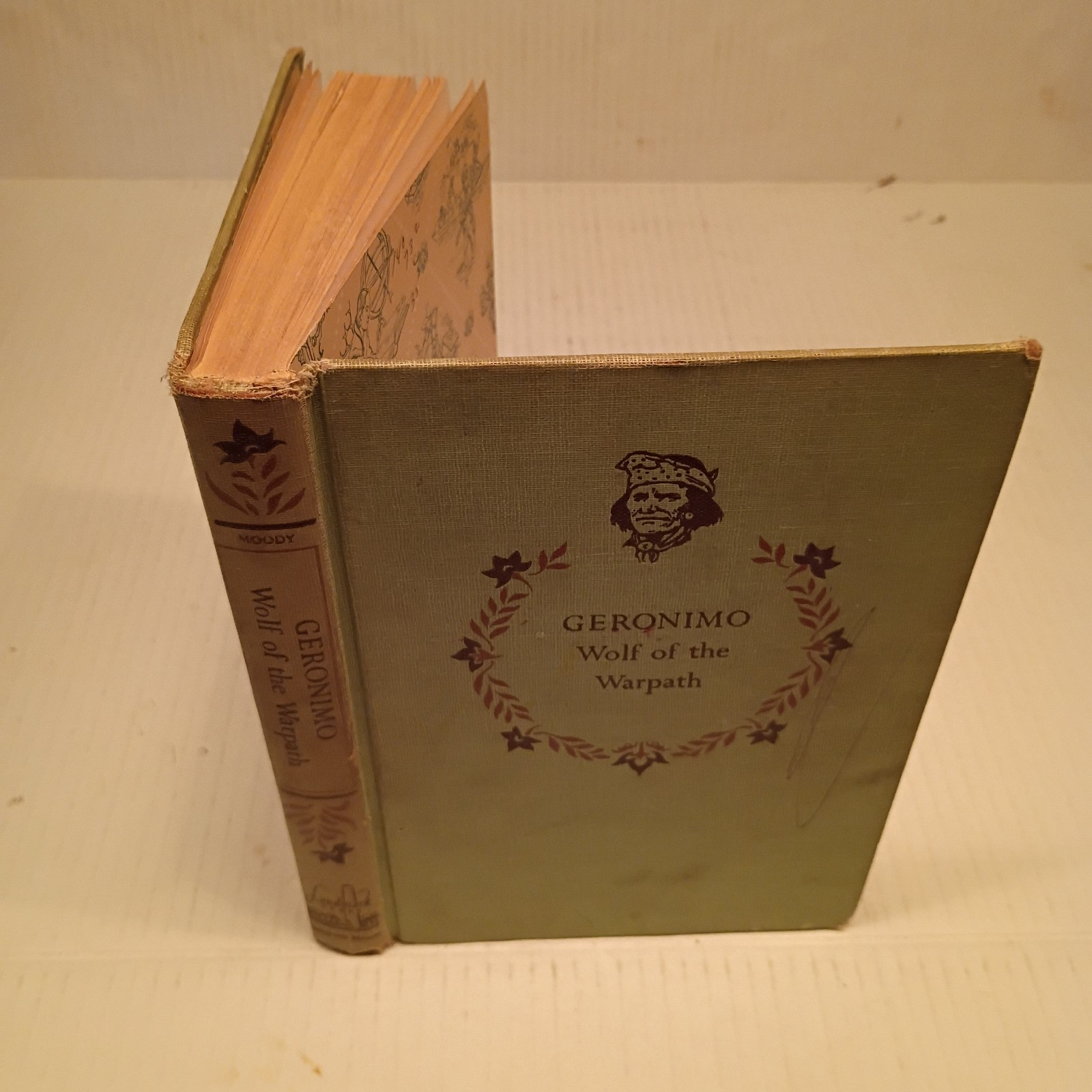 GERONIMO Wolf of the Warpath by Ralph Moody 1958 1st Printing Book HC