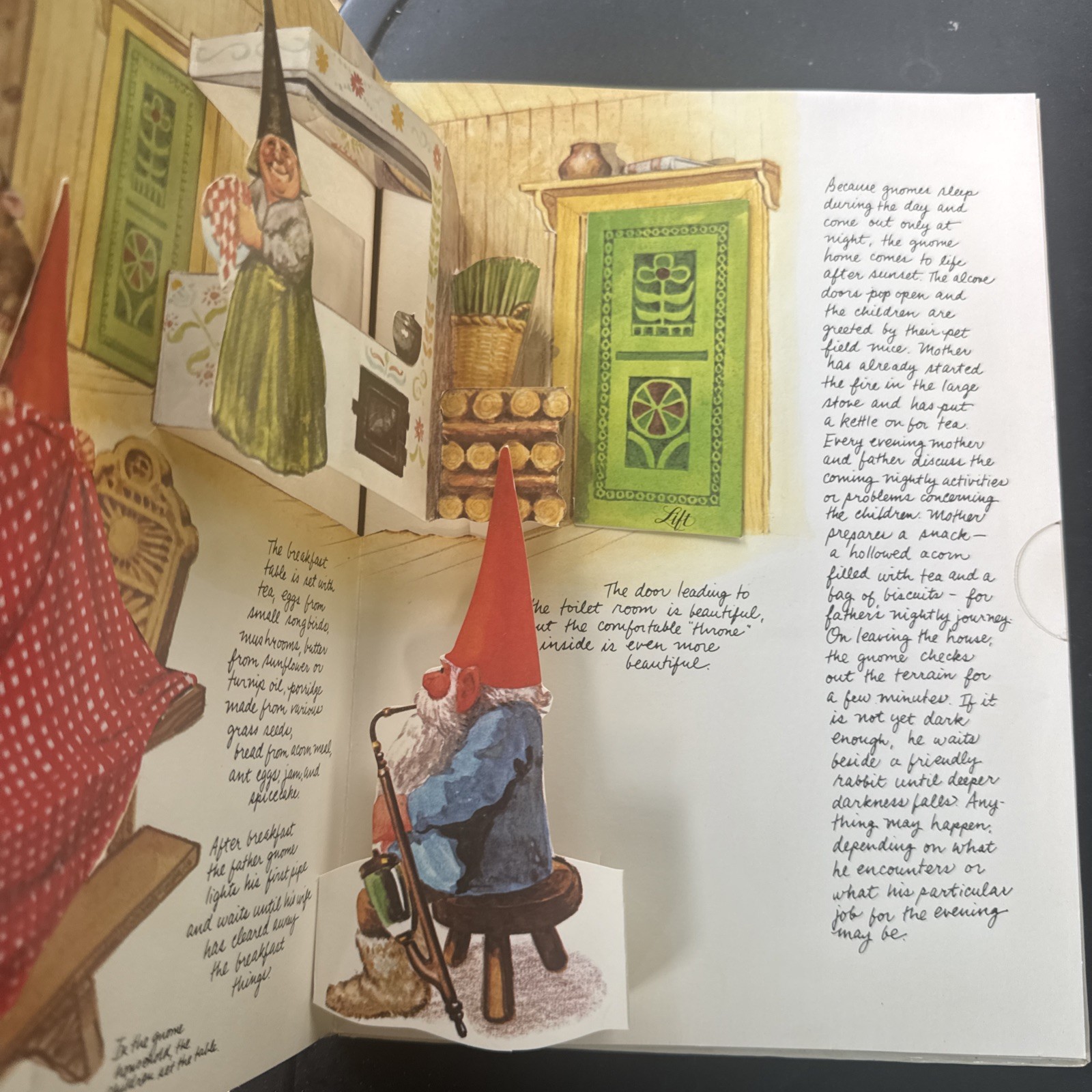 The Pop-Up Book of Gnomes Rien Poortvliet Wil Huygen 1979 Harry N. Abrams Inc.