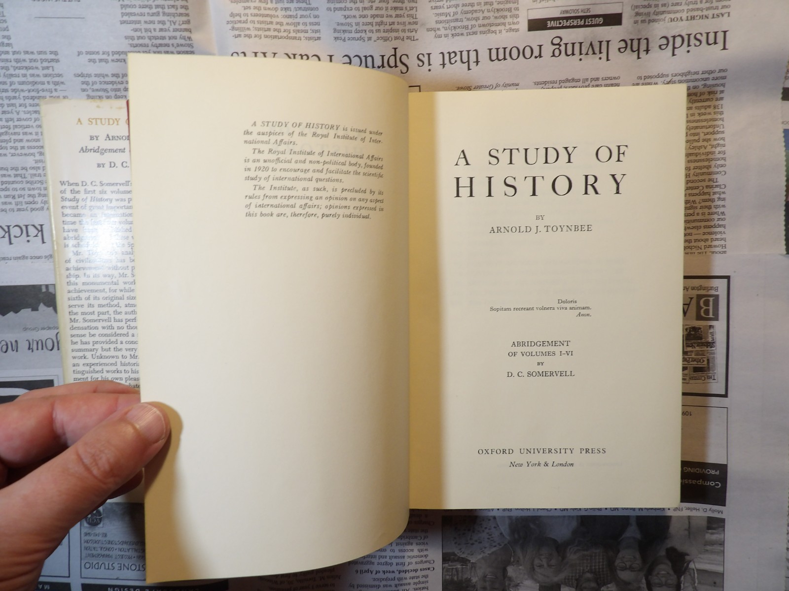 A Study of History – Toynbee – Somervell – Fifteenth Printing 1961 Ronald Clyne
