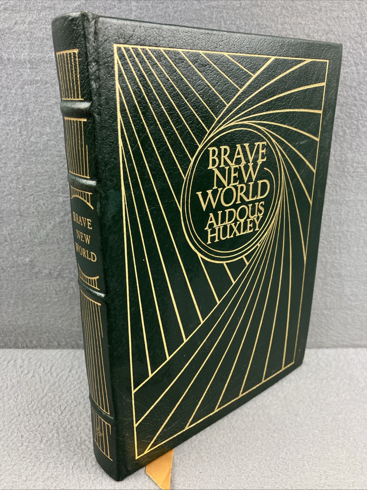 BRAVE NEW WORLD by ALDOUS HUXLEY – LEATHERBOUND EASTON PRESS EDITION