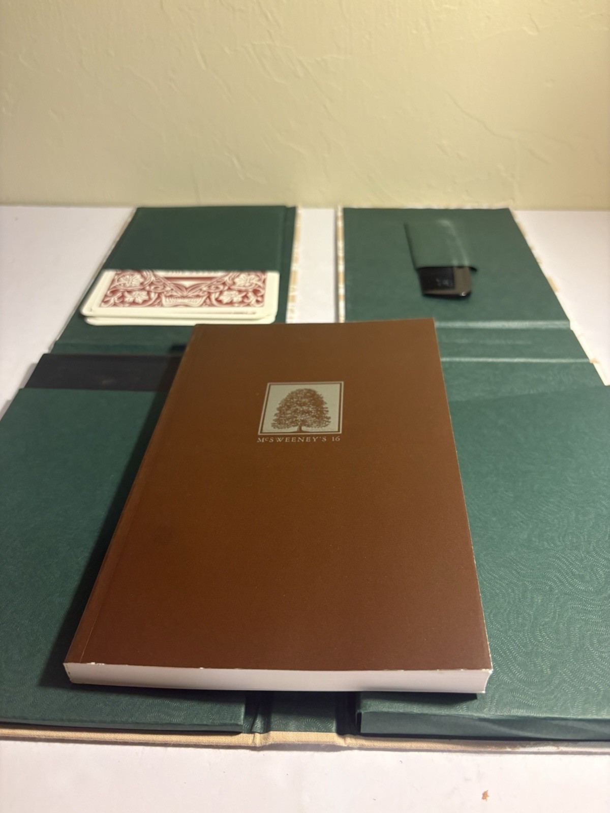 McSweeney’s Issue No. 16 Complete / Robert Coover And Ann Beattie
