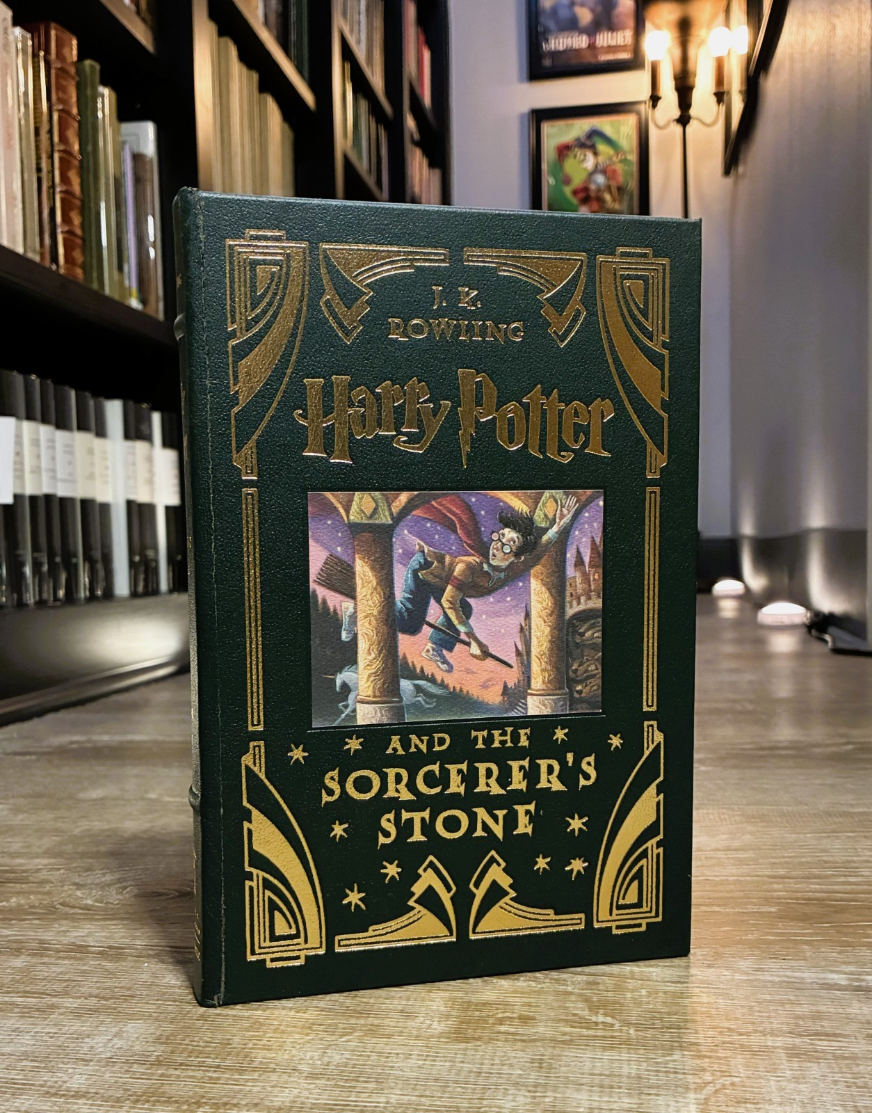 Harry Potter – Signed – SORCERER’S STONE Collector’s Ed Rowling 2000 Leather NF