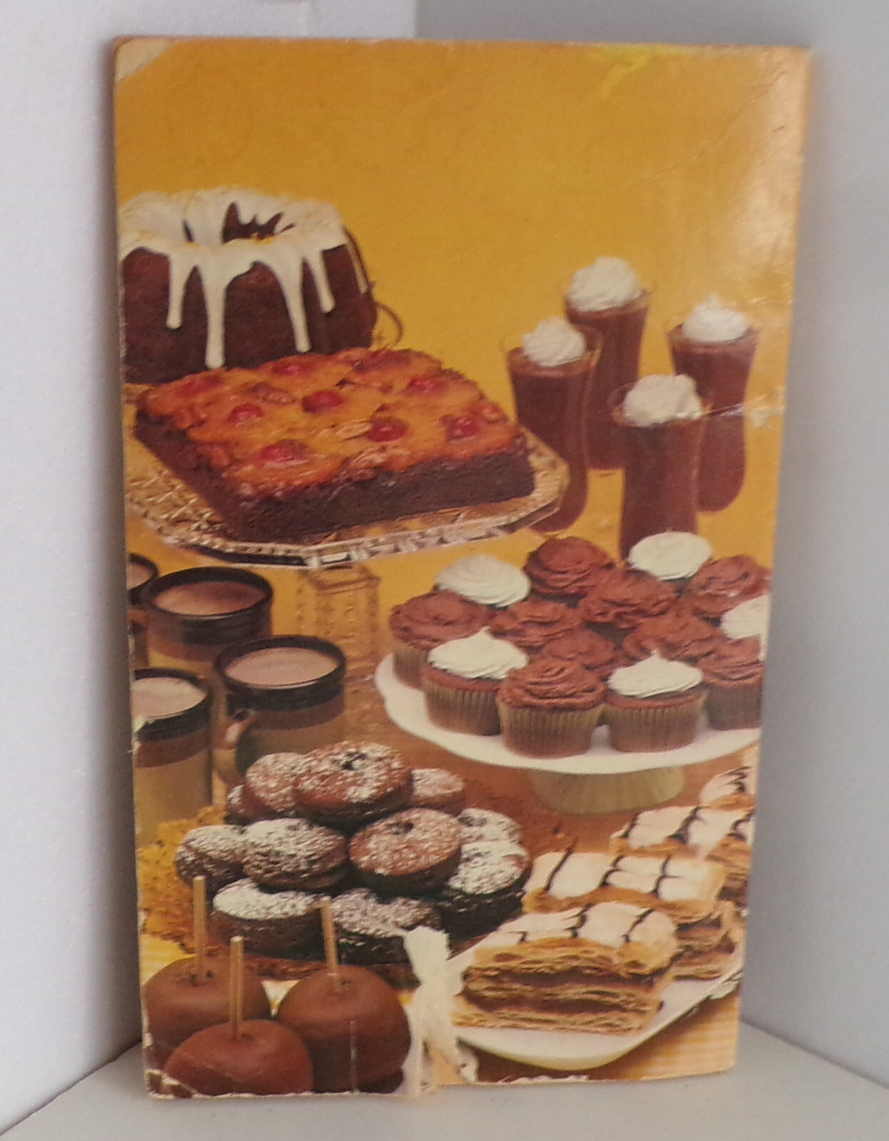 1979 Hershey’s Cocoa Cookbook, Vintage Hershey Cookbook