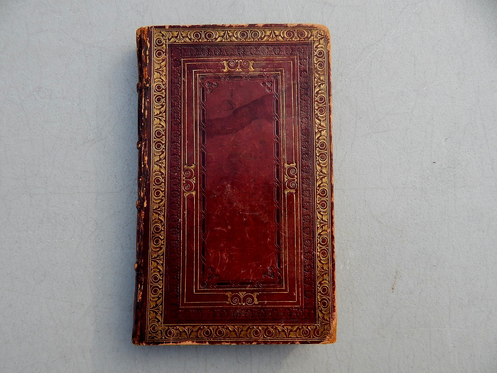 1822 FULL LEATHER „A FATHER’S LEGACY TO HIS DAUGHTERS“ BY DR. JOHN GREGORY