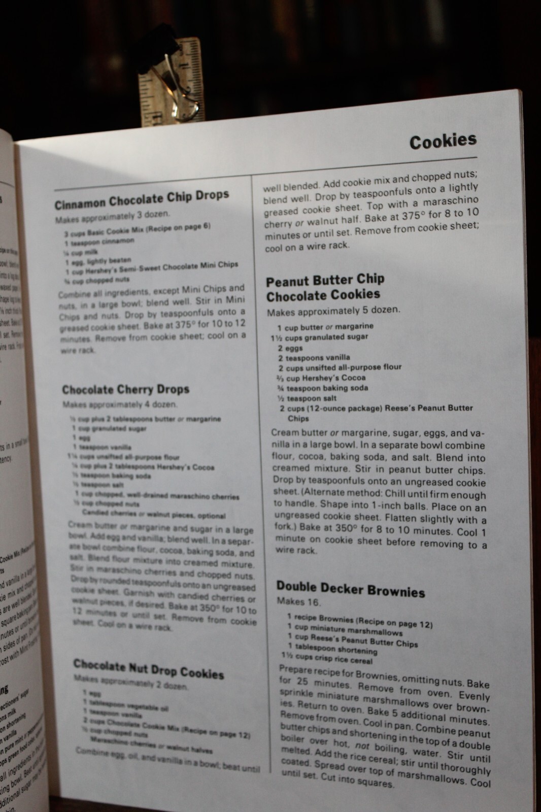 1982 Paperback Hershey’s Chocolate Cookbook Ideals