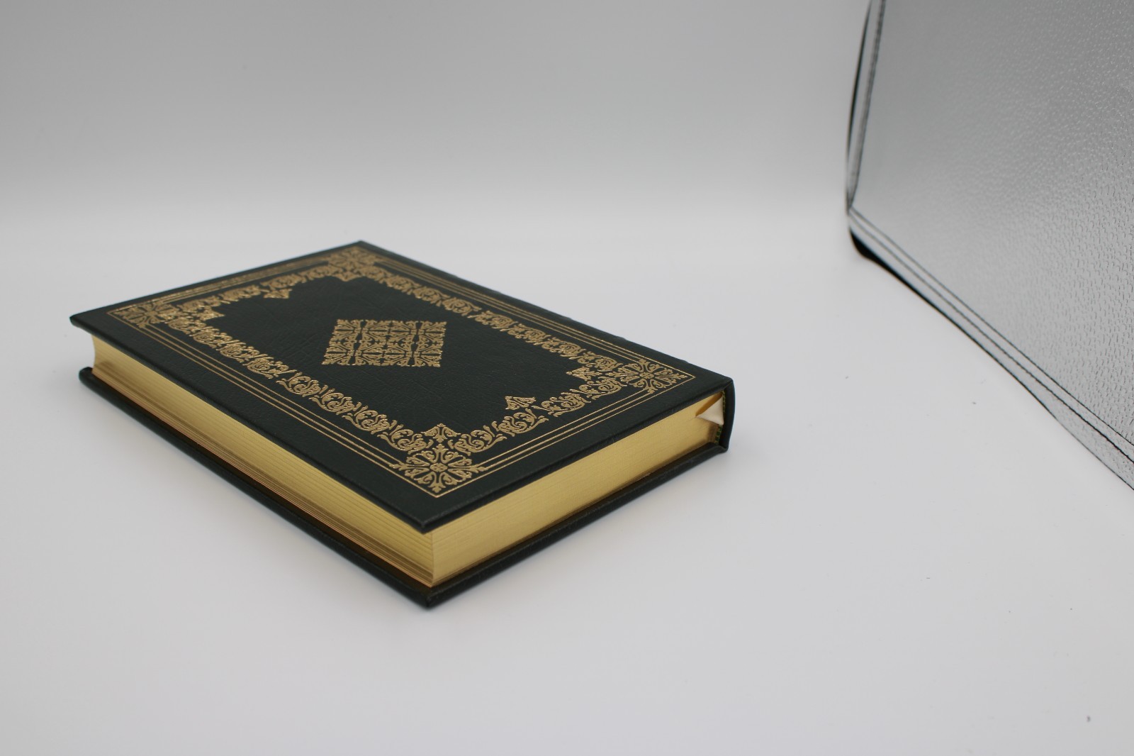 Easton Press „Rabbit, Run“ SIGNED edition. John Updike. Leather Bound.