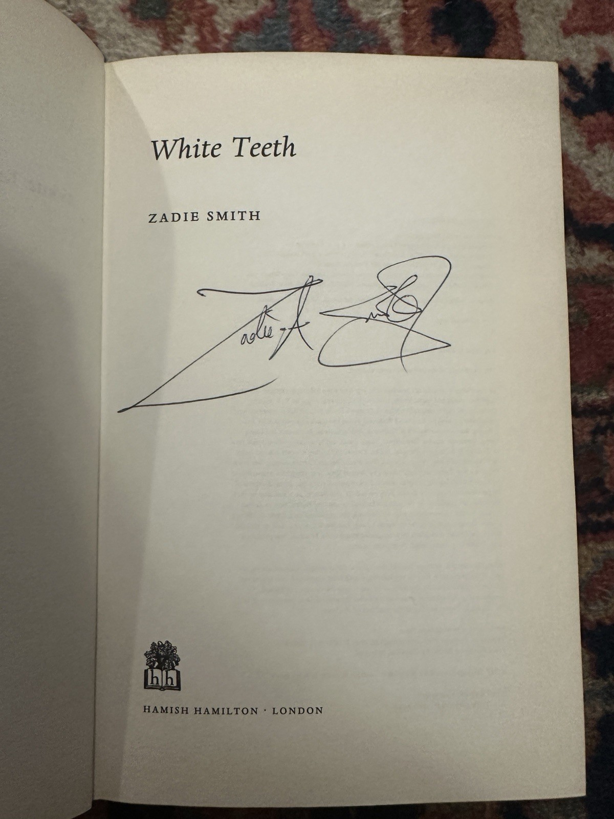 Zadie Smith / White Teeth / Signed First UK Edition/ 8th Printing