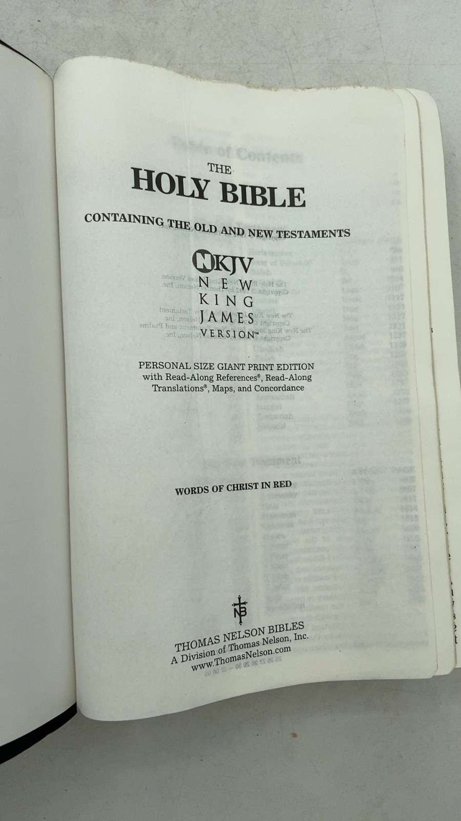 The Holy Bible, New King James Version Hardcover Personal Size Giant Print Ed…
