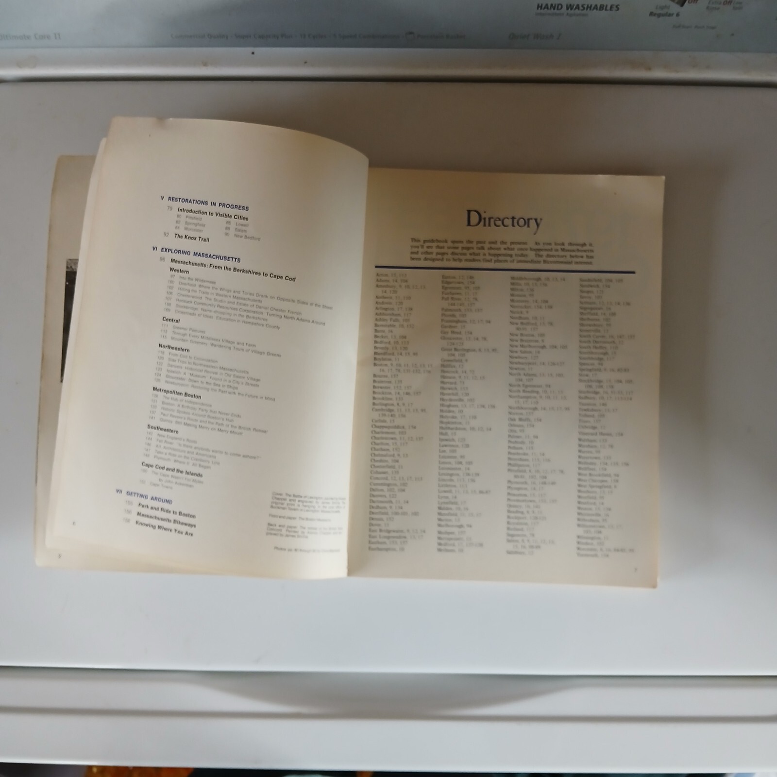Massachusetts Bicentennial Commemorative Guide Book 1976 History Boston MA Towns