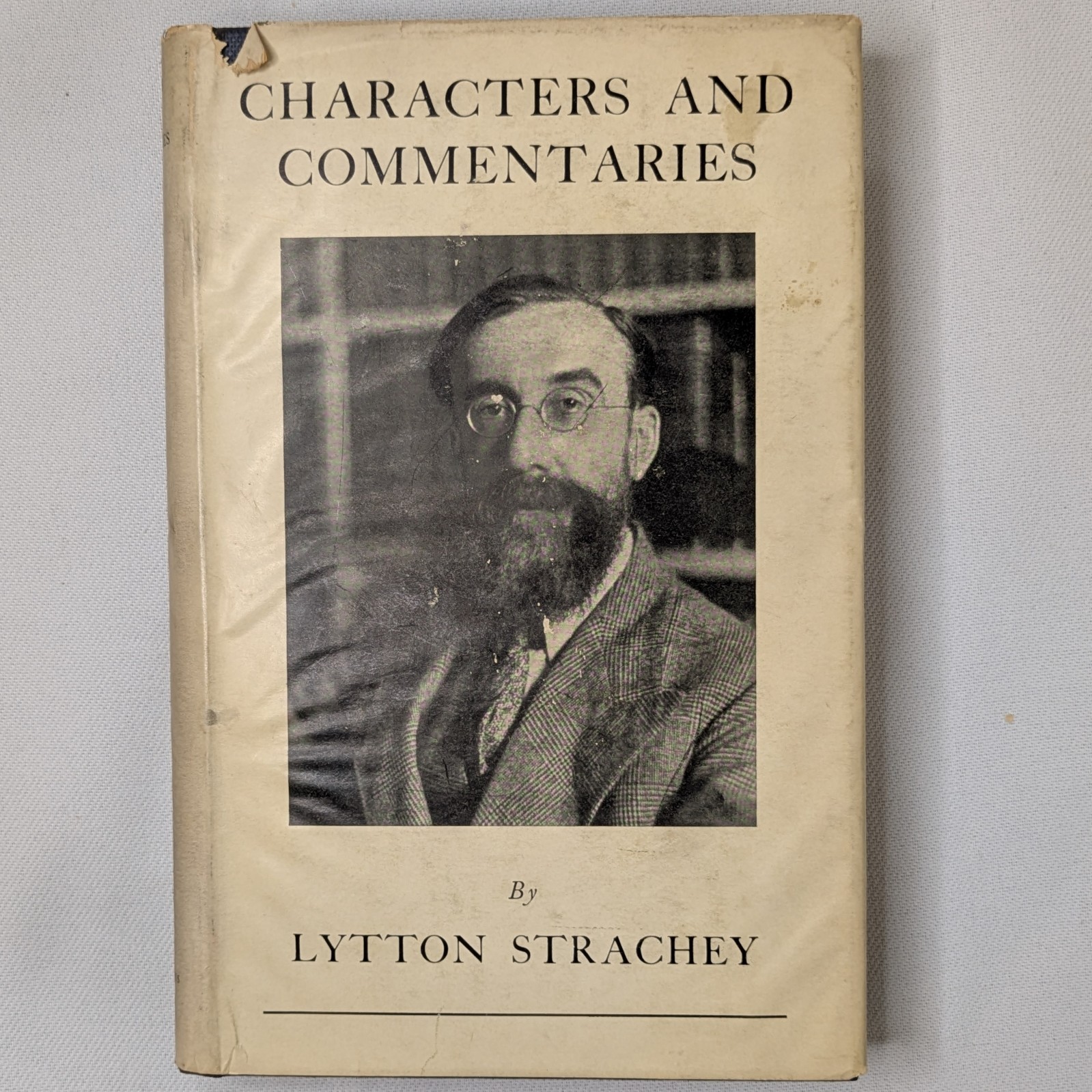 1933 Characters and Commentaries Lytton Strachey Dustwrapper 1st Edn Bloomsbury