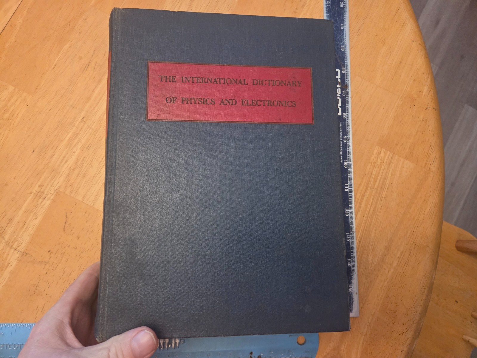 The International Dictionary of Physics and Electronics – 1961 D. Van Nostrand H