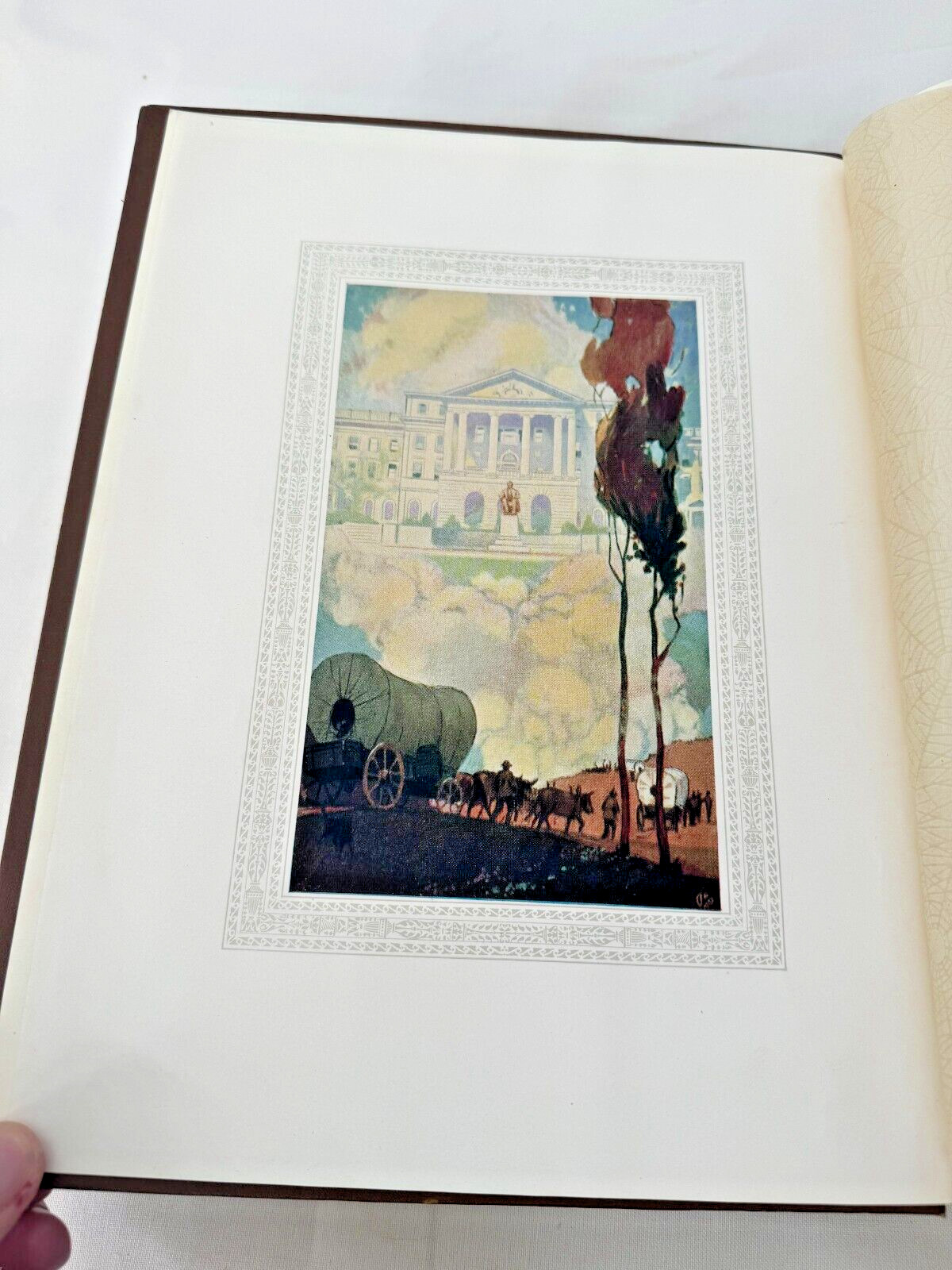 THE BADGER YEARBOOK 1922 (1923) Volume 37 UNIVERSITY OF WISCONSIN Fine Condition