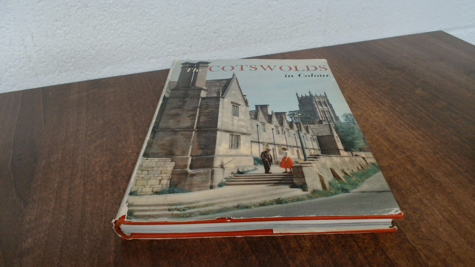 The Cotswolds In Colour, John Bledlow, B T Batsford Ltd, 1957, Ha