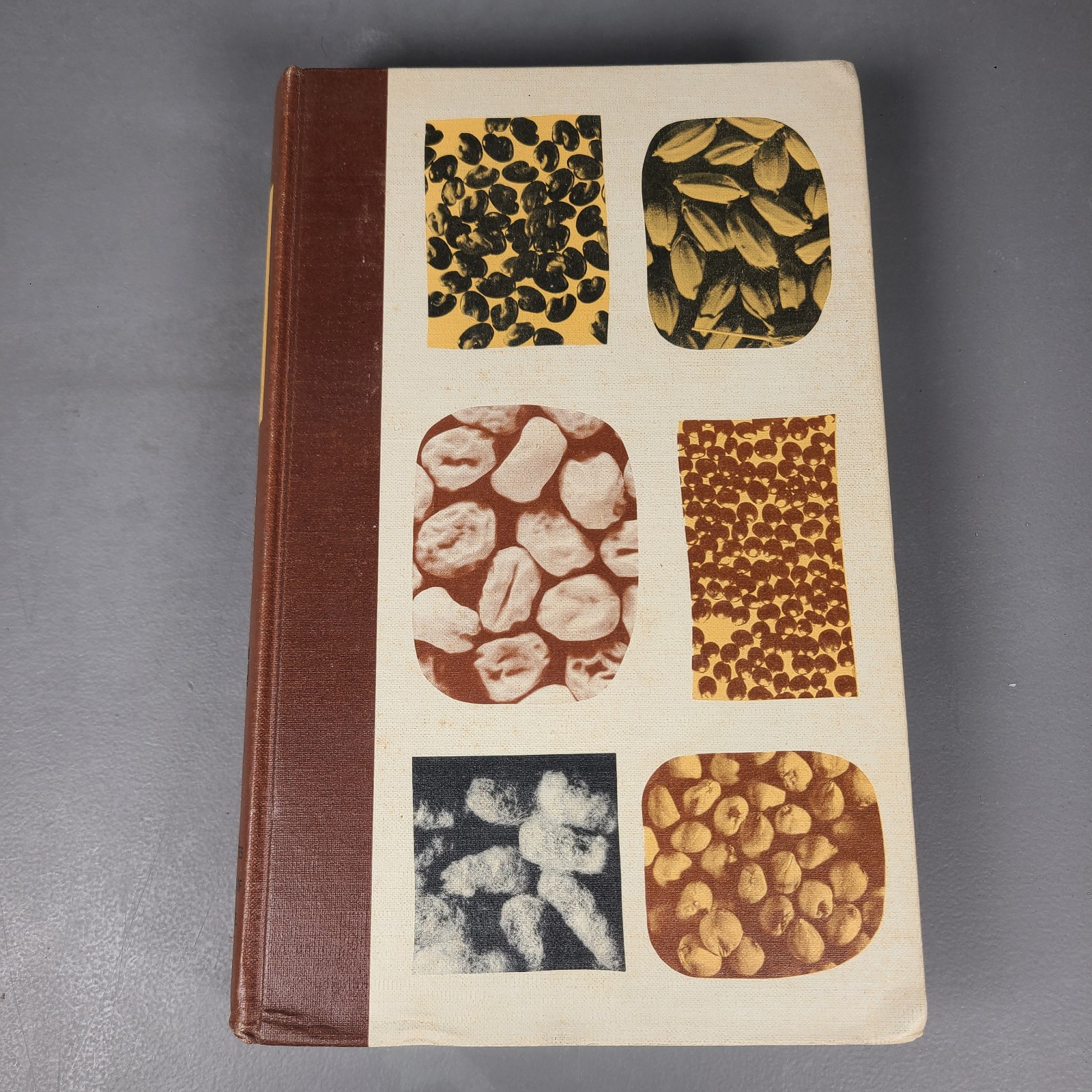 Lot of 5 VTG USDA Yearbook of Agriculture Books Grass Trees Crops Seeds Diseases