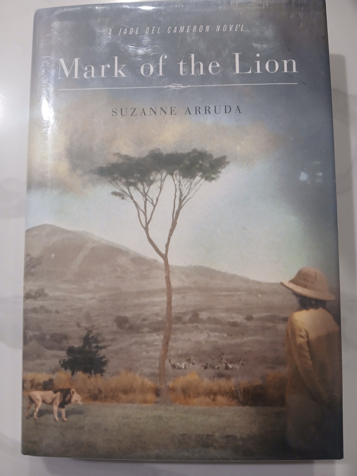 Suzanne Arruda Signed Limited Edition of Mark of the Lion 451/500