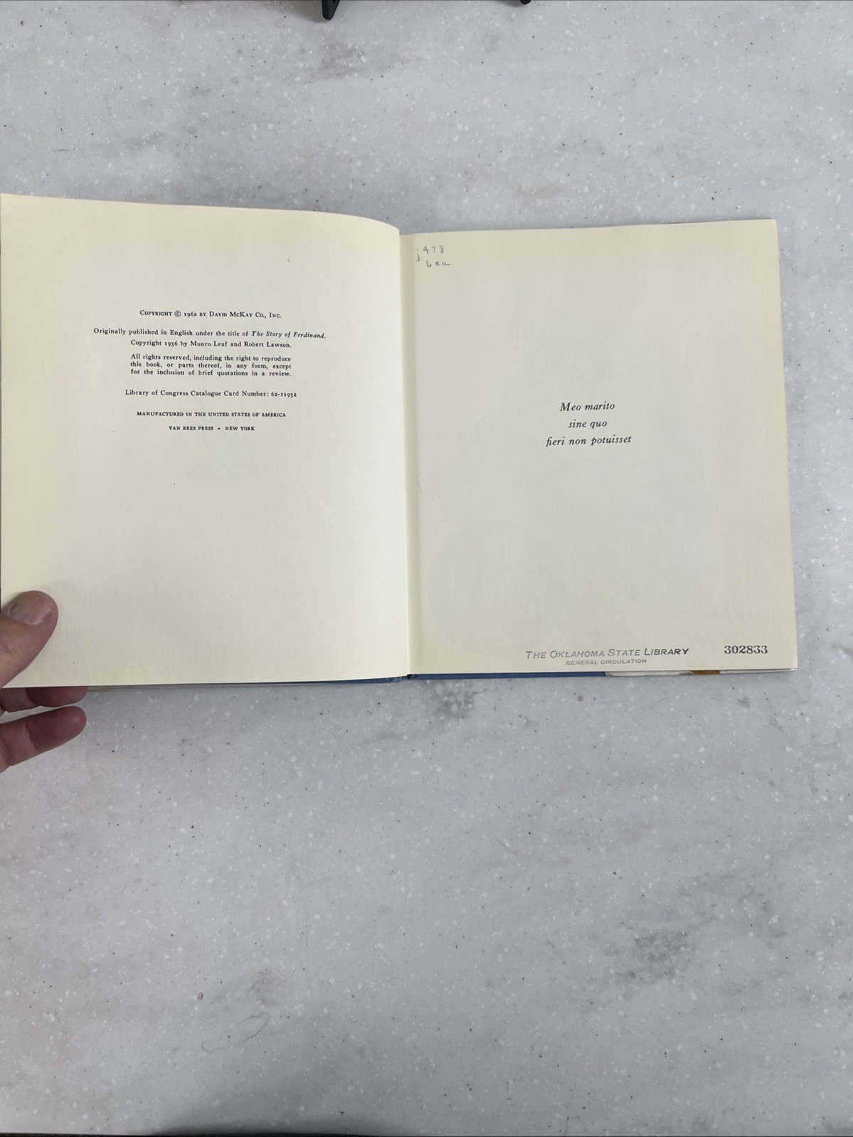 Munro Leaf | Ferdinandus Taurus| 1962 Hardcover Ex-Library (Latin)