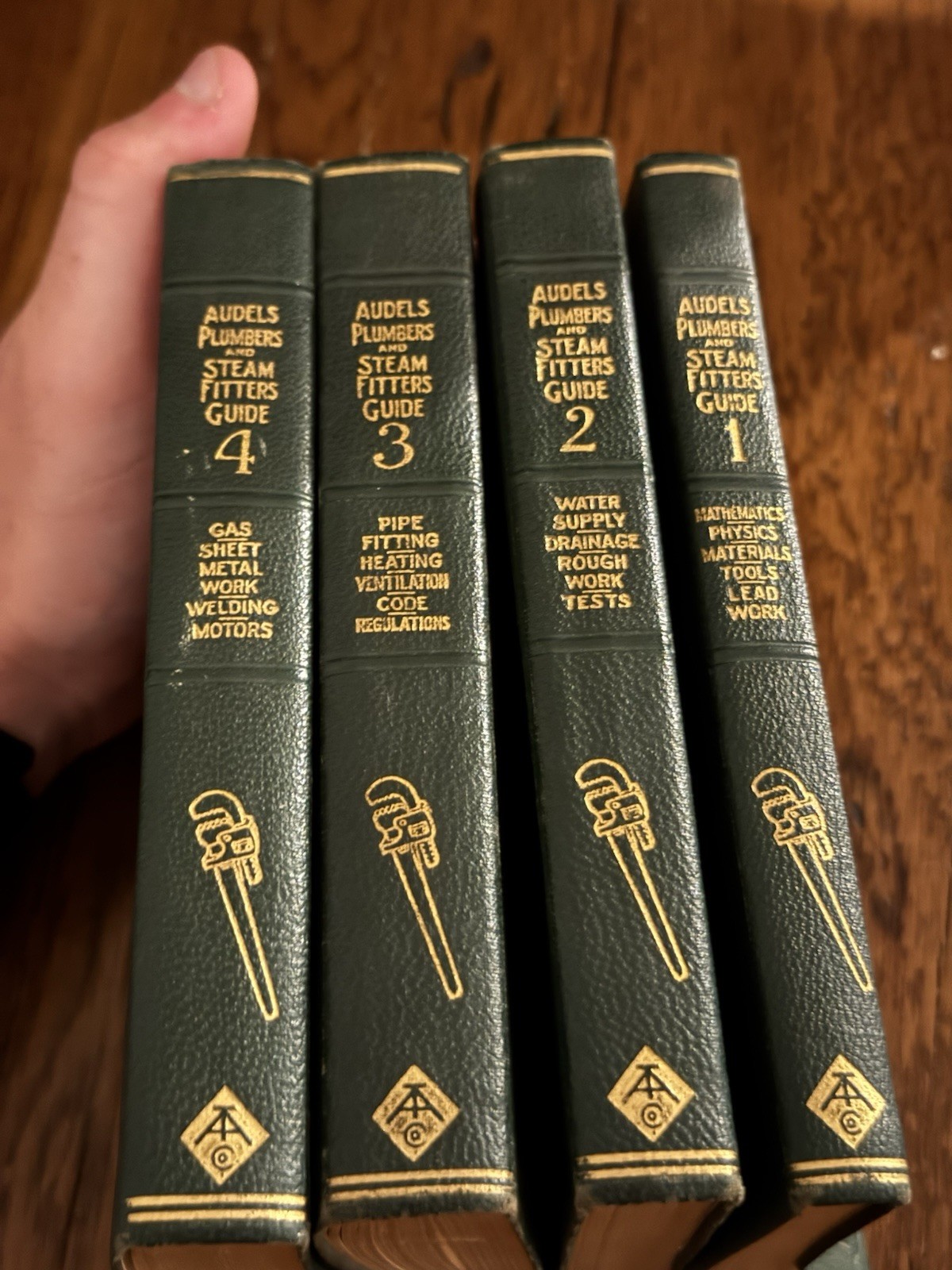 AUDELS PLUMBERS AND STEAM FITTERS GUIDE Volumes 1-4 Complete set 1948-50