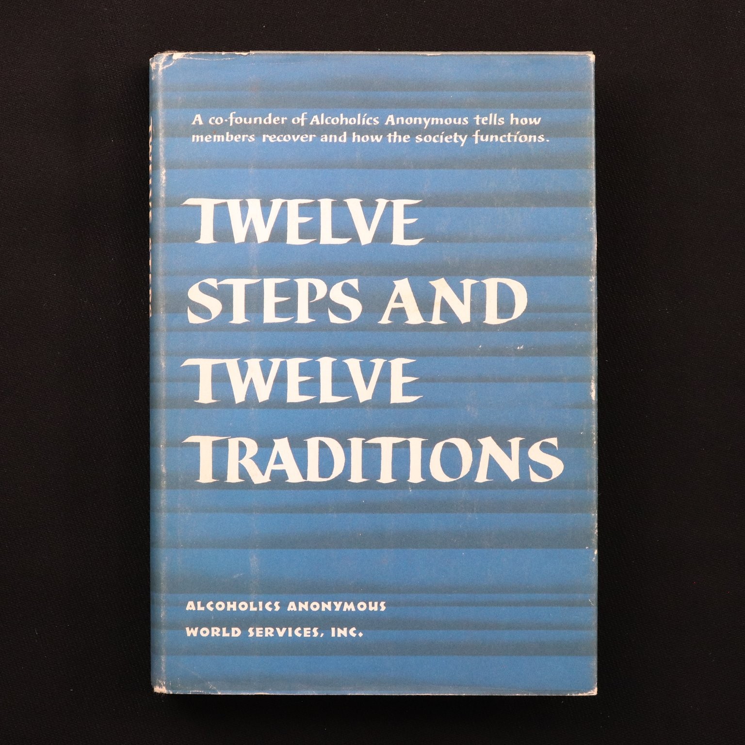 Twelve Steps & Twelve Traditions Alcoholics Anonymous 1965 VTG Hardcover AA VG