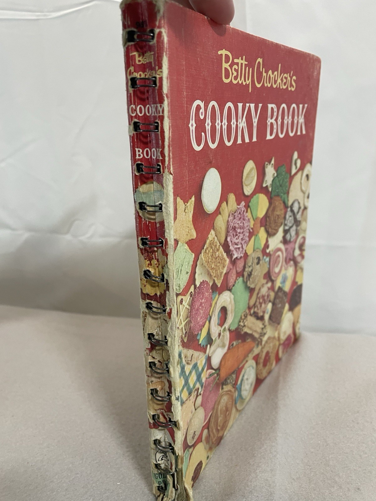 Betty Crocker’s Cooky Book Spiral Bound, 1963 First Edition (2nd Printing) VTG